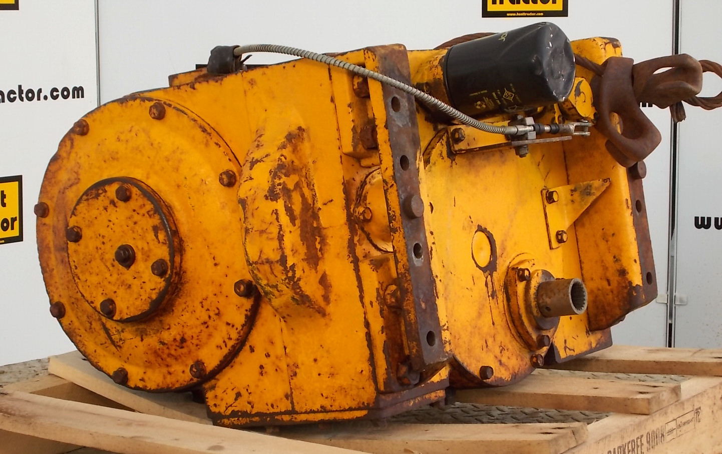 hunt-tractor-used-john-deere-350-350b-350c-pto-winch-for-sale