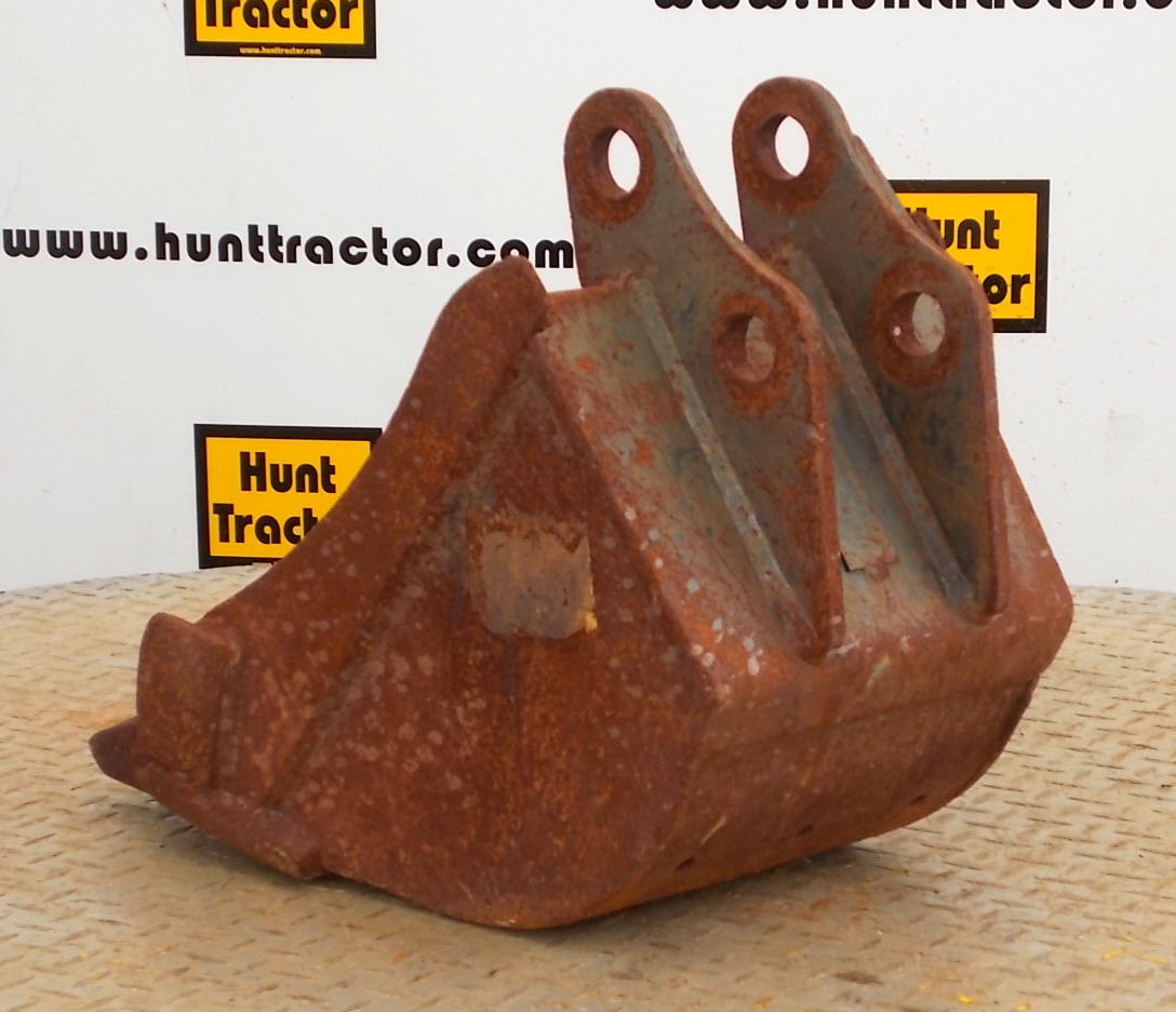 Hunt Tractor Used 12" Bobcat 322D PinOn MiniExcavator Bucket For Sale