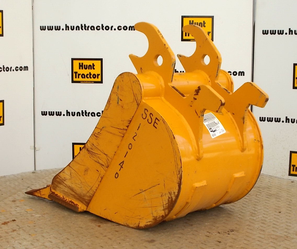 Used 18" John Deere 35D John Deere Wedge MiniExcavator Bucket For Sale