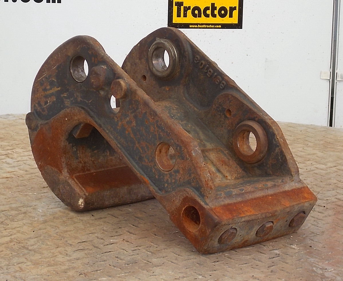 Hunt Tractor Used Bobcat E35 Bobcat XChange Quick Change For Sale