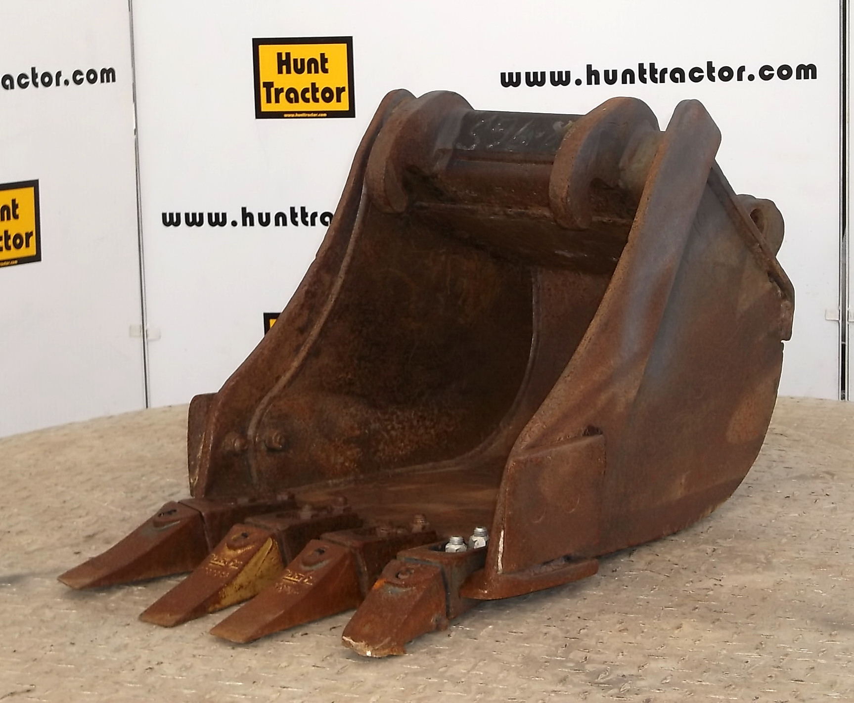Used 16" Class II Bobcat XChange MiniExcavator Bucket