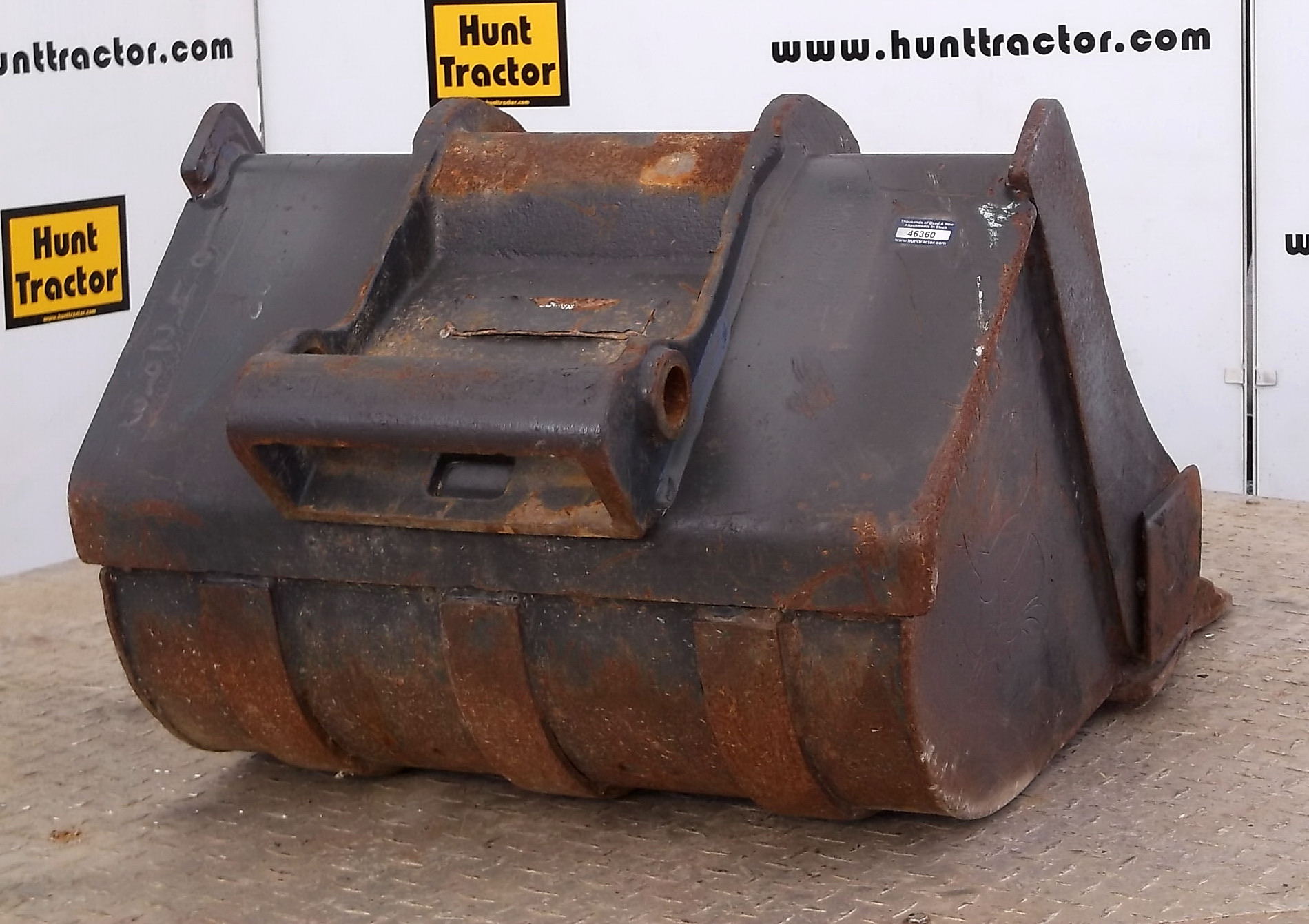 hunt-tractor-used-24-bobcat-328-bobcat-x-change-class-ii-mini