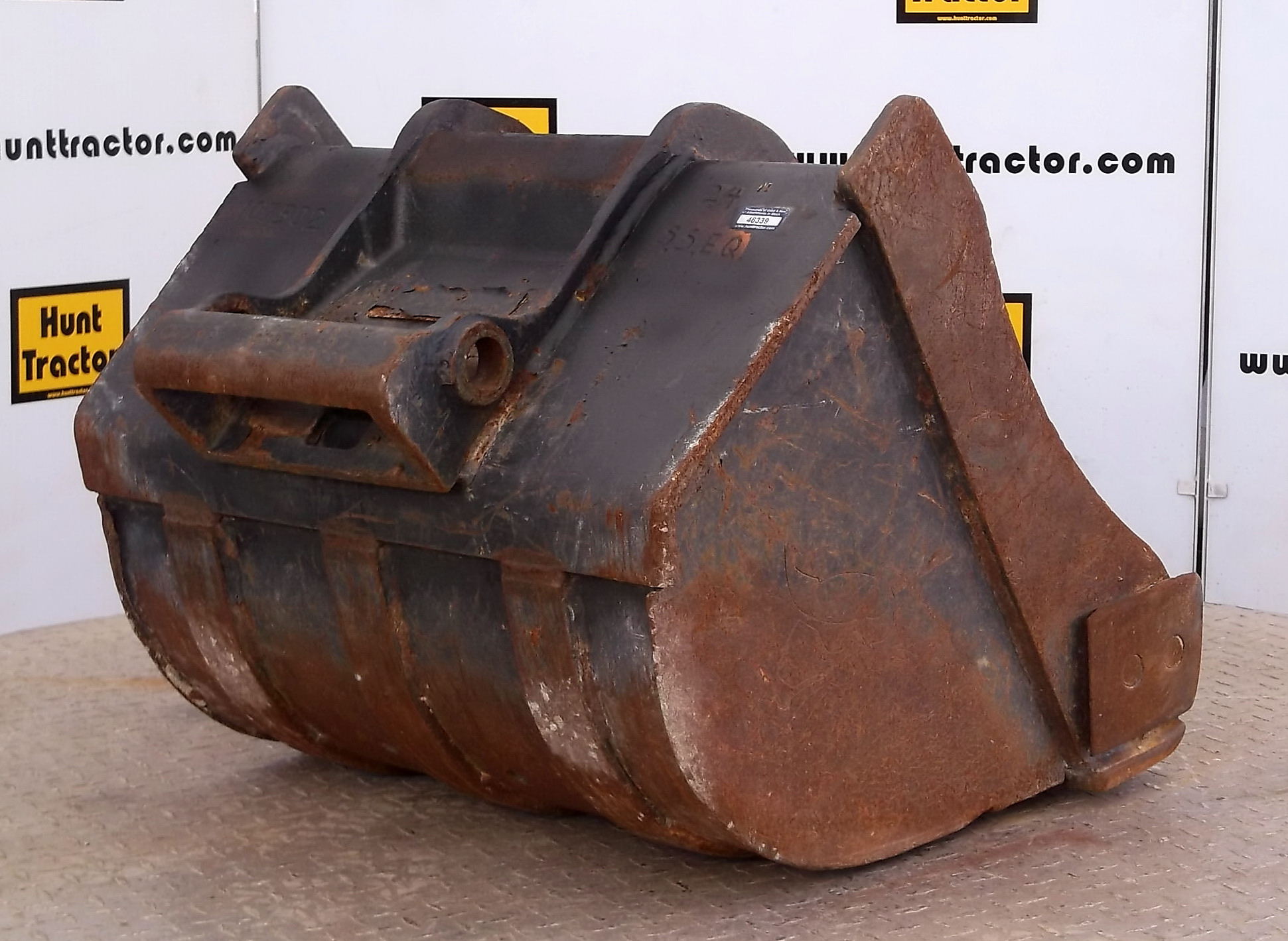 Used 24" Bobcat 334 Bobcat XChange Class III MiniExcavator Bucket