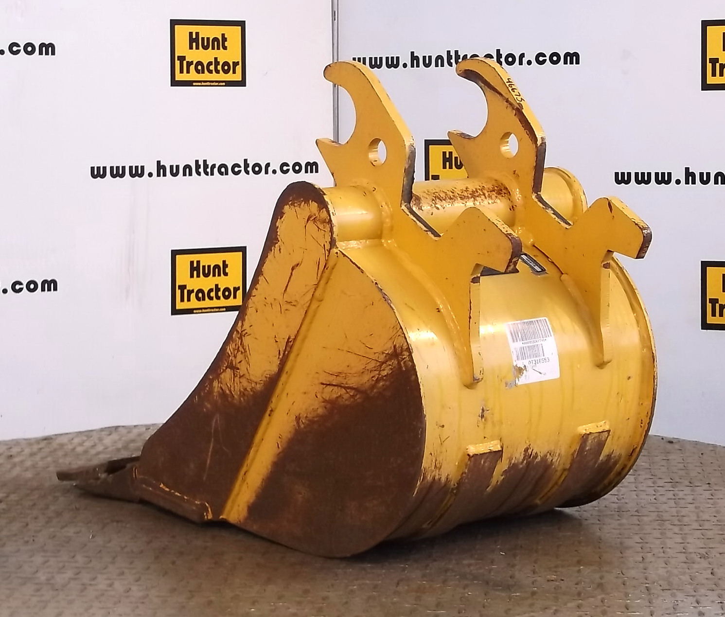 Used 18" John Deere 35D John Deere Wedge MiniExcavator Bucket For Sale