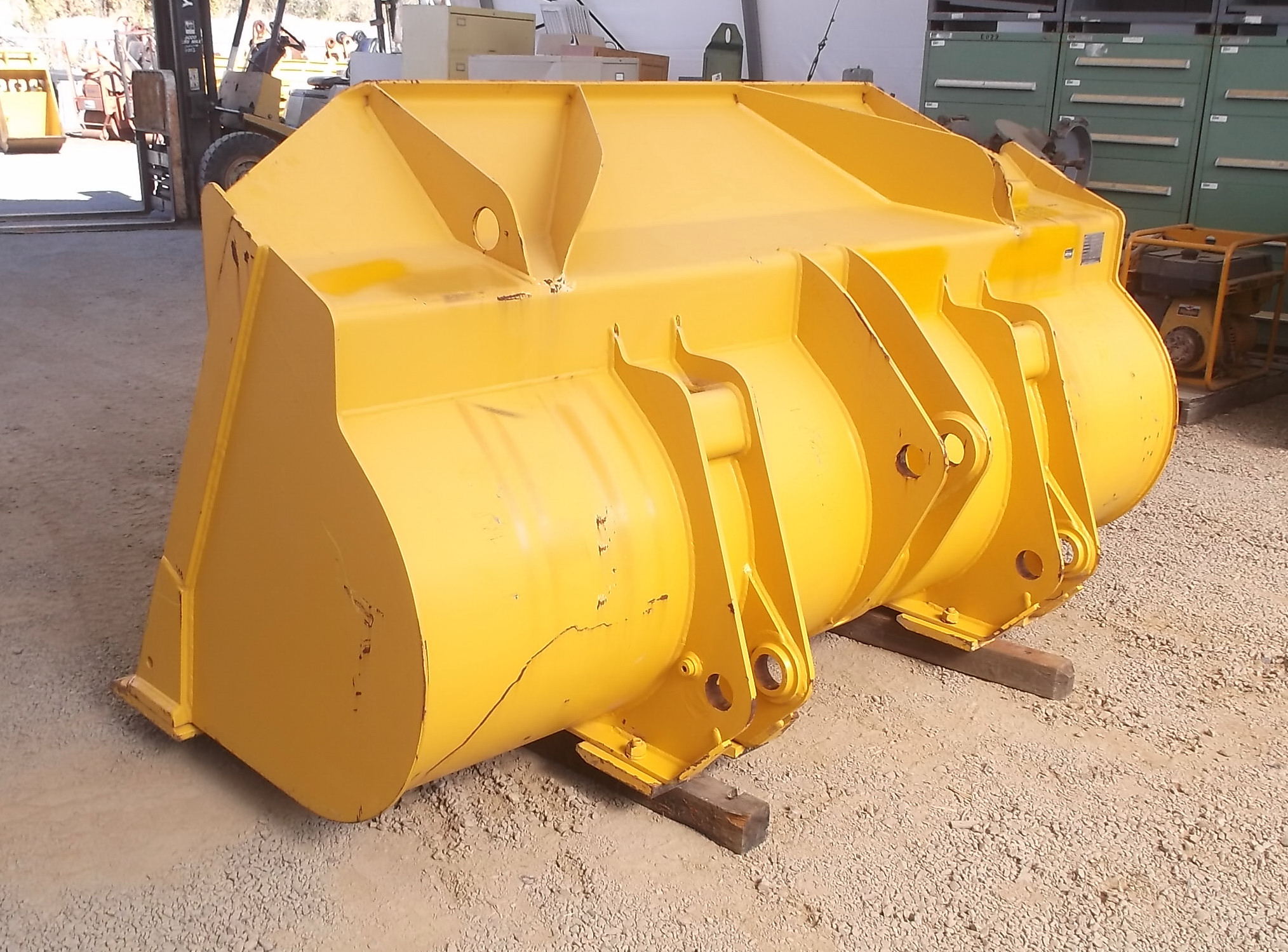 New 108" Komatsu WA3205 PinOn General Purpose Loader Bucket For Sale