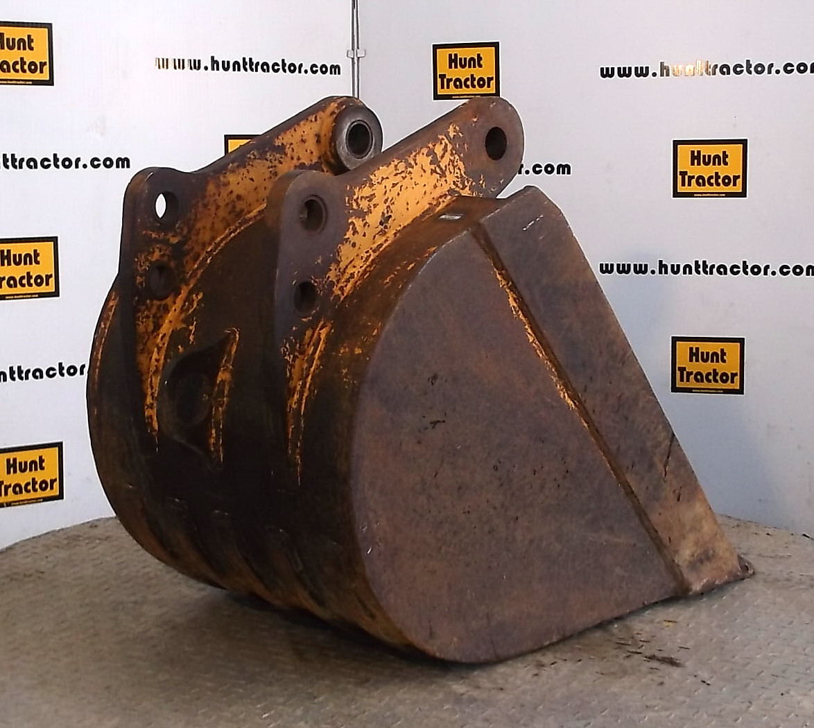 Used 24" John Deere 310D PinOn Backhoe Bucket For Sale