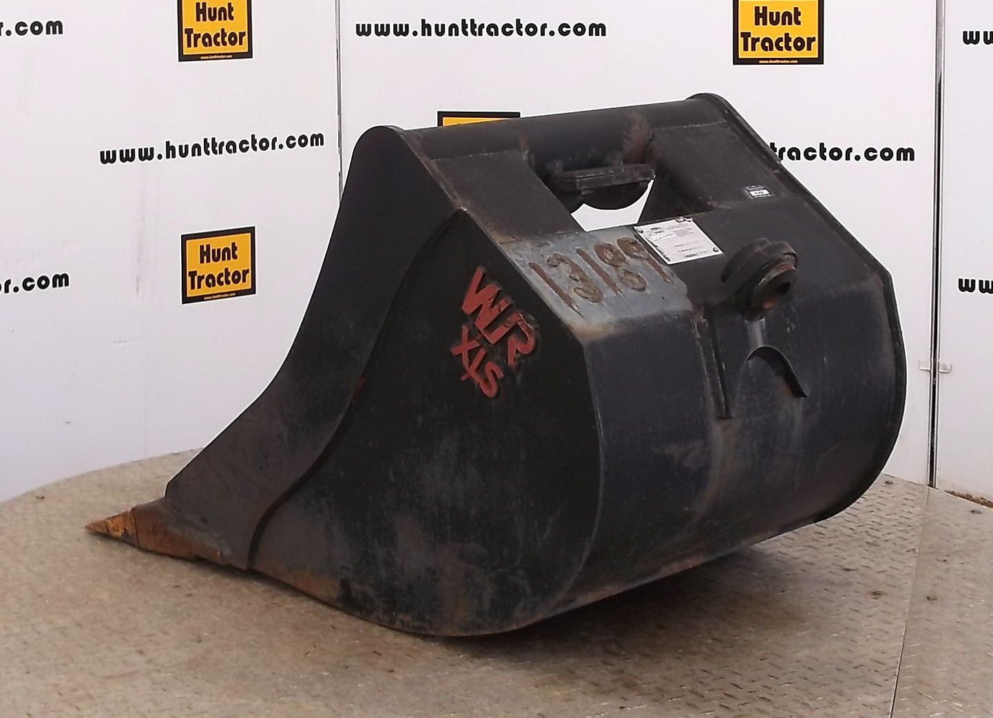 New 24" 1/8 Yd WainRoy XLS MiniExcavator Bucket For Sale