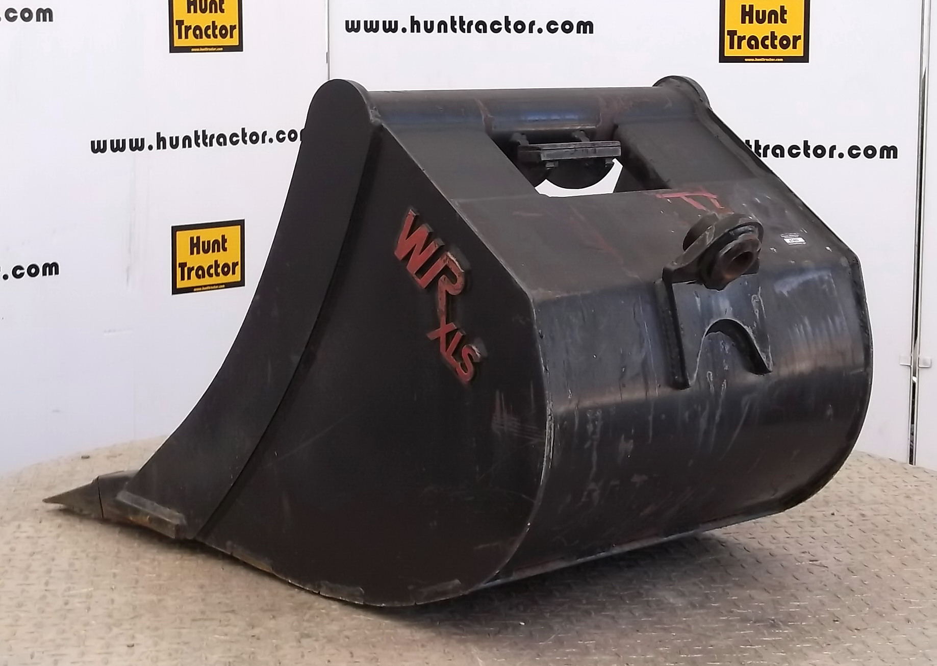 New 24" 1/8 Yd WainRoy XLS MiniExcavator Bucket For Sale