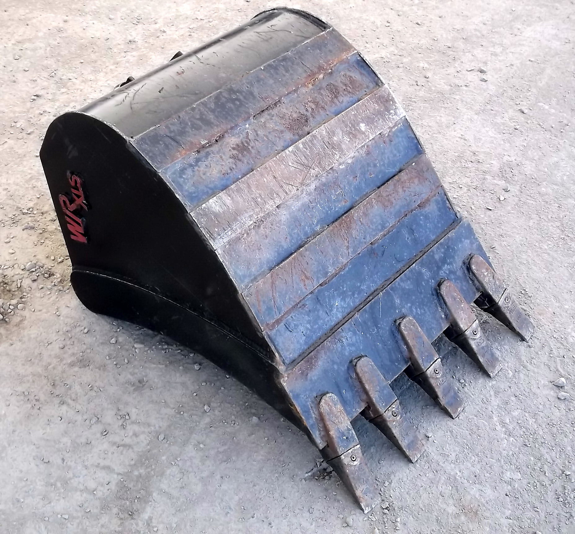 New 24" 1/8 Yd WainRoy XLS MiniExcavator Bucket For Sale