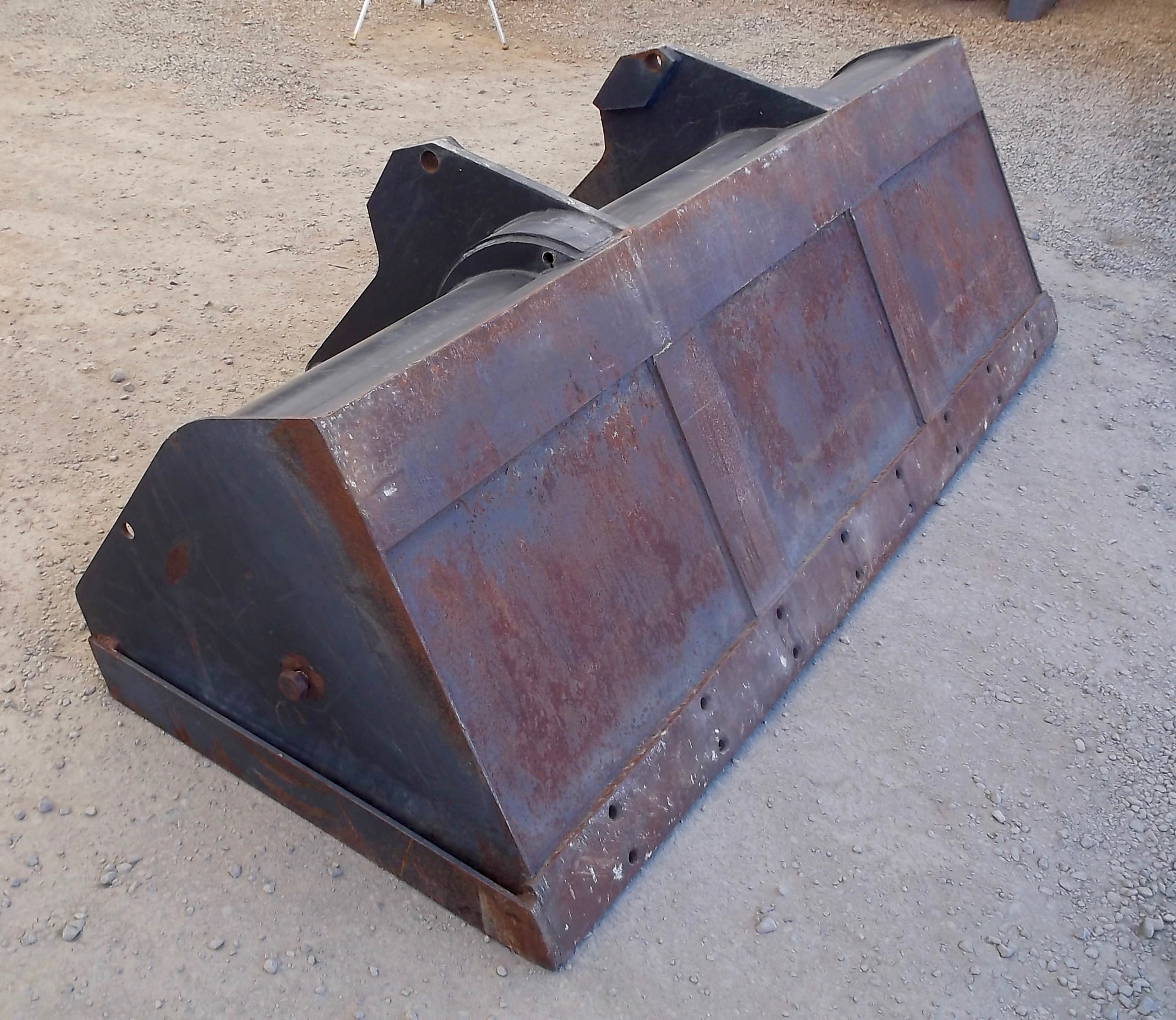 Used 92" Bobcat Telehandler Material Bucket For Sale