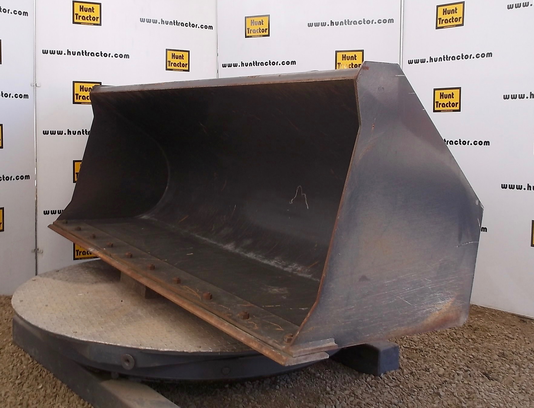 Used 94" Case 580N Quick Change General Purpose Loader Bucket For Sale