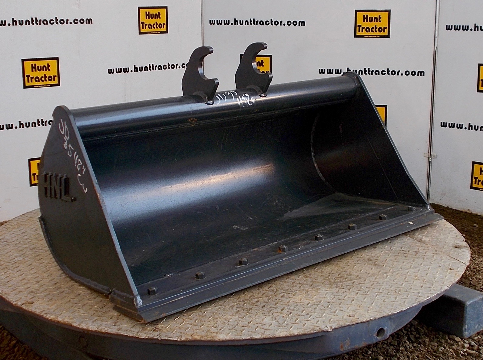 Hunt Tractor New 48" John Deere 27C ZTS John Deere Wedge Mini