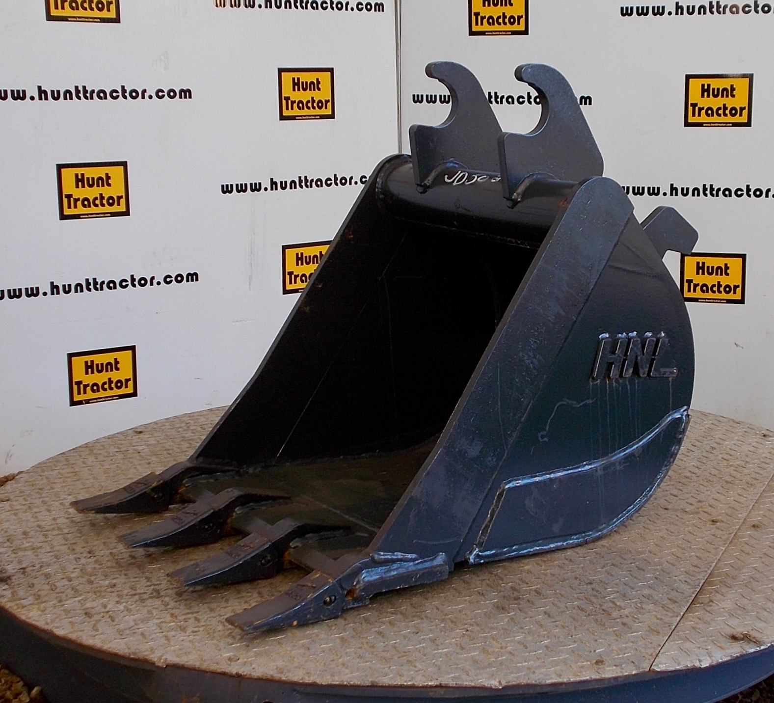 Carrier Roller Top Roller 4392416 Fit Hitachi EX55, ZX/EX35, EX50U