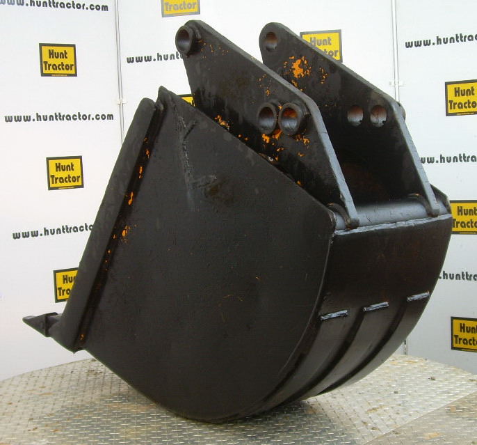 Used 18" Ford 555 PinOn Backhoe Bucket For Sale