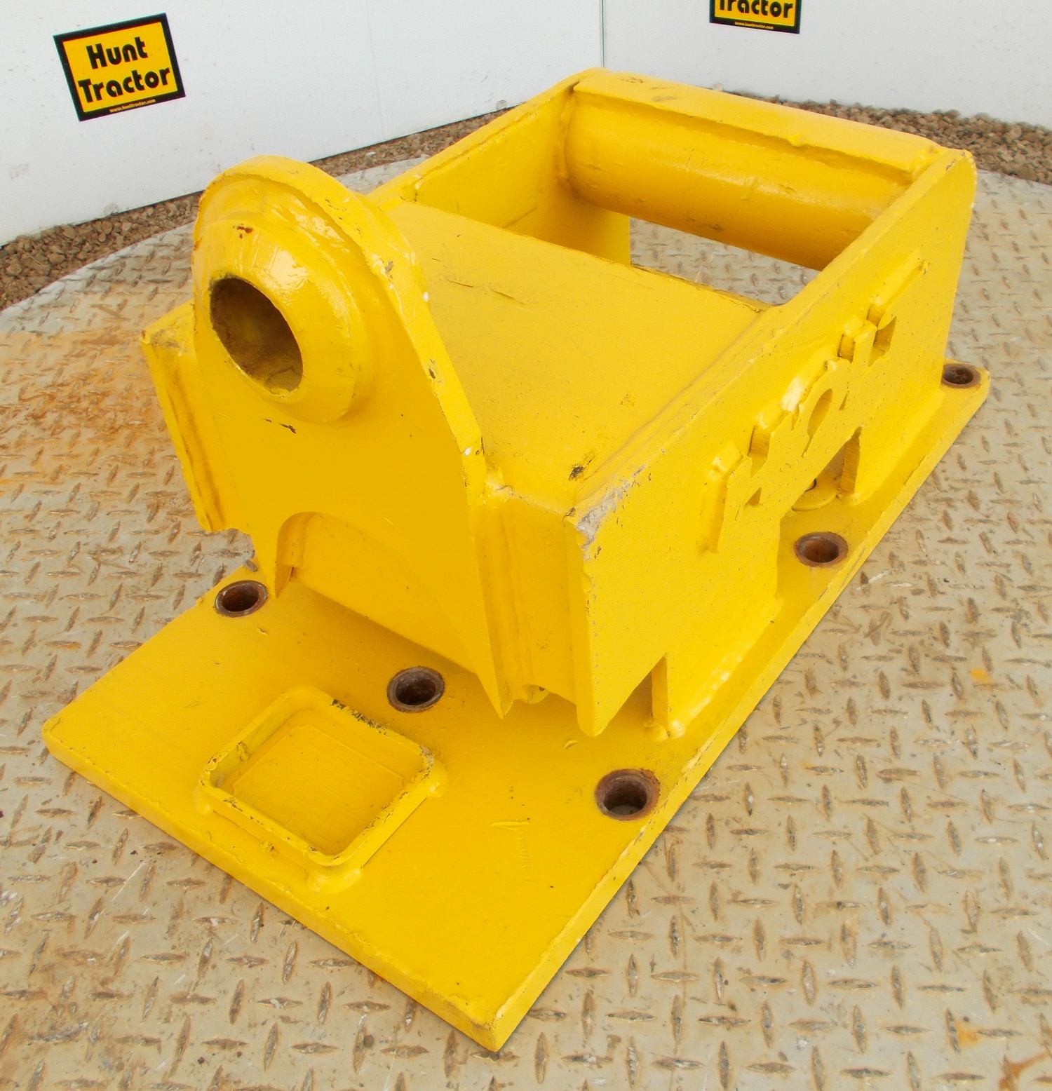 Used 1/2 Yd WainRoy® Style Adapter Plate For Sale