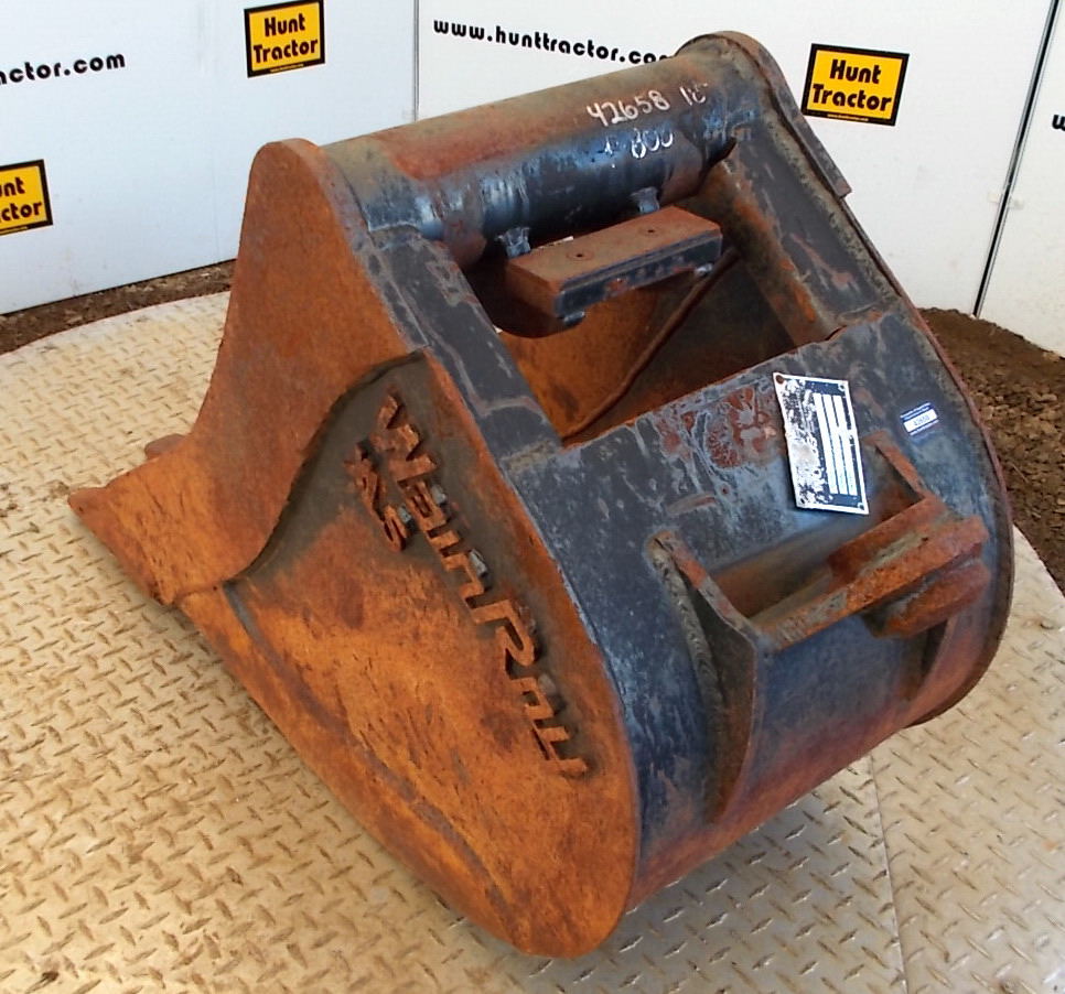 Used 18" 1/4 Yd WainRoy® XLS Backhoe Bucket For Sale