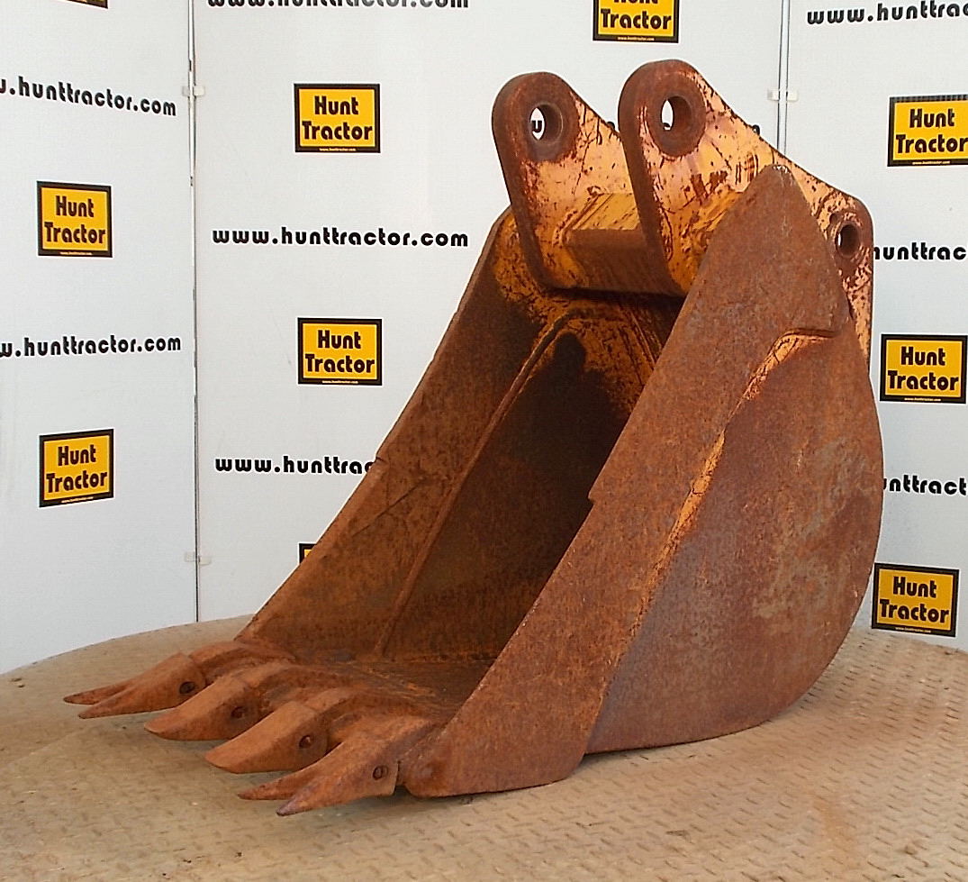 Used 18" John Deere 310J PinOn Backhoe Bucket For Sale