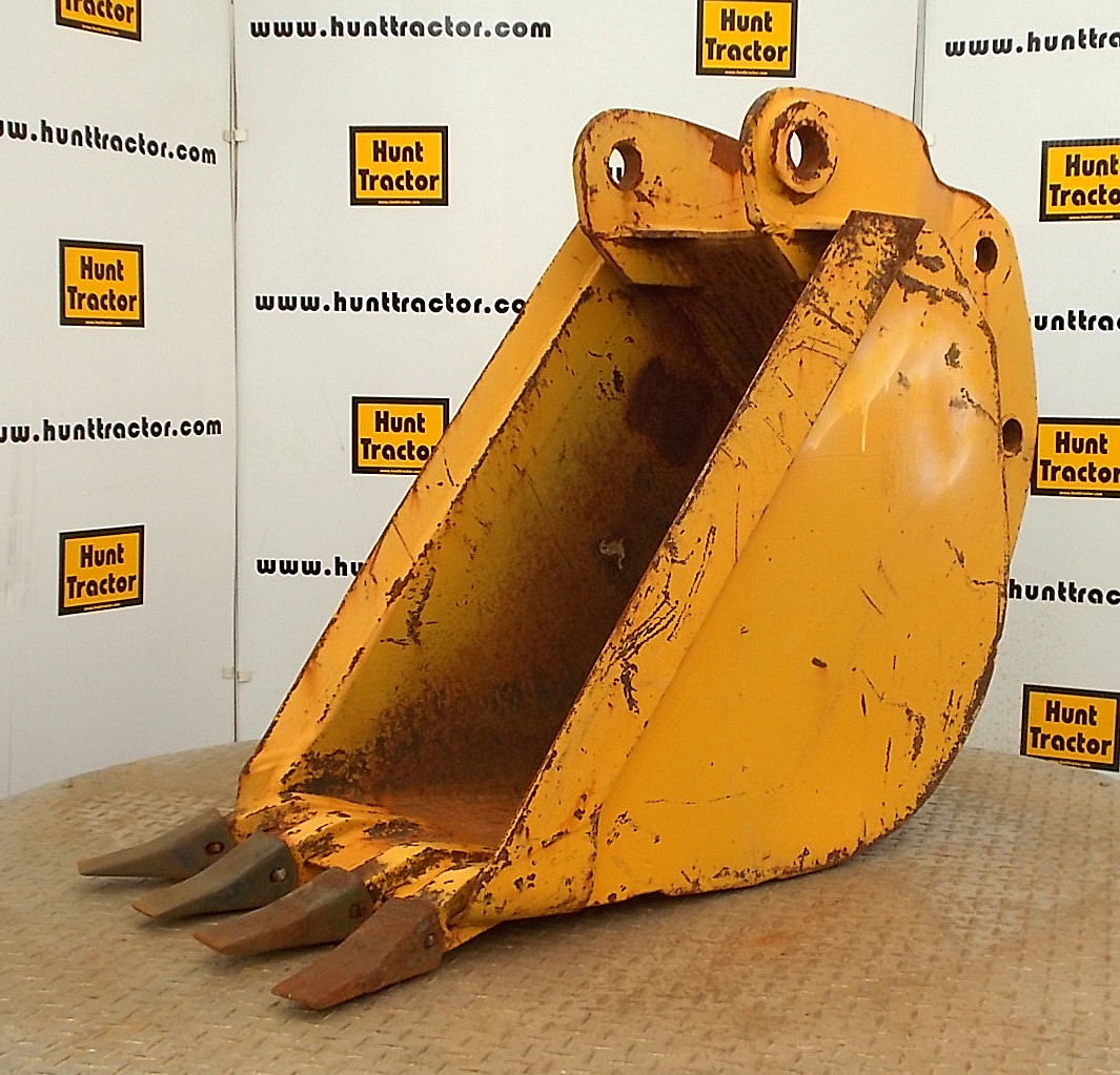 Used 18" Case 580M PinOn Backhoe Bucket For Sale