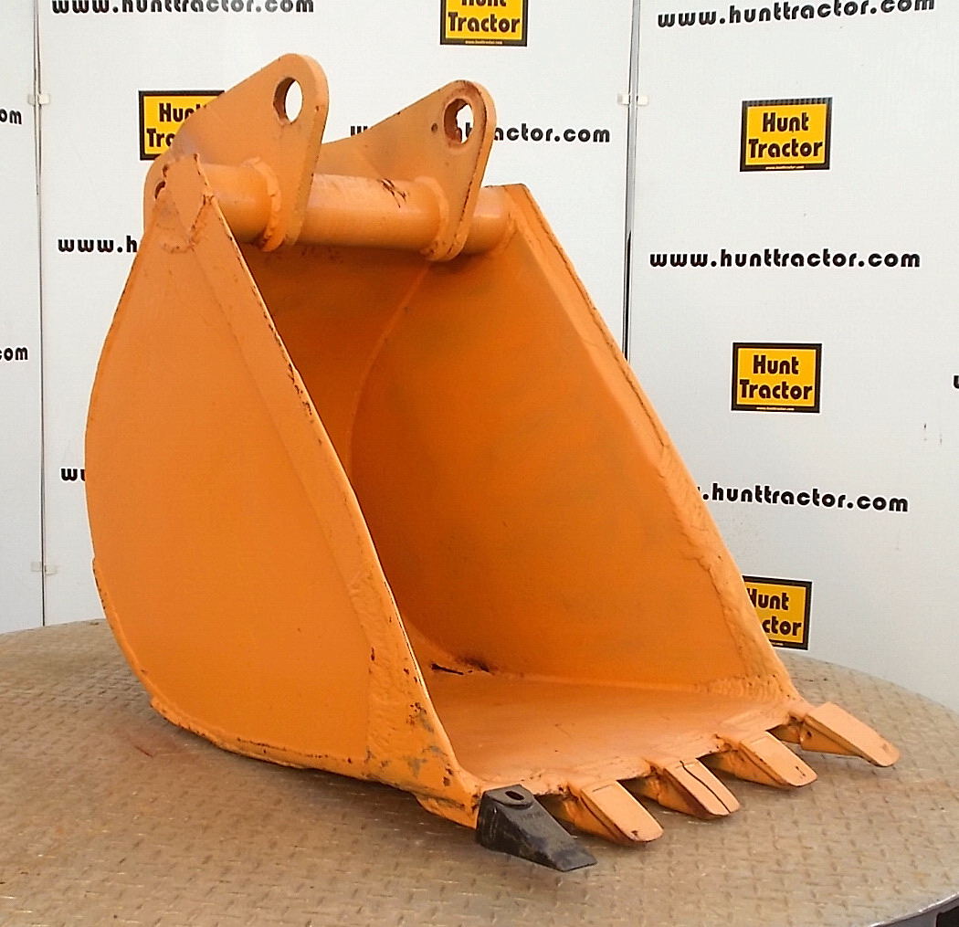 Used 24" Case 580B PinOn Backhoe Bucket For Sale