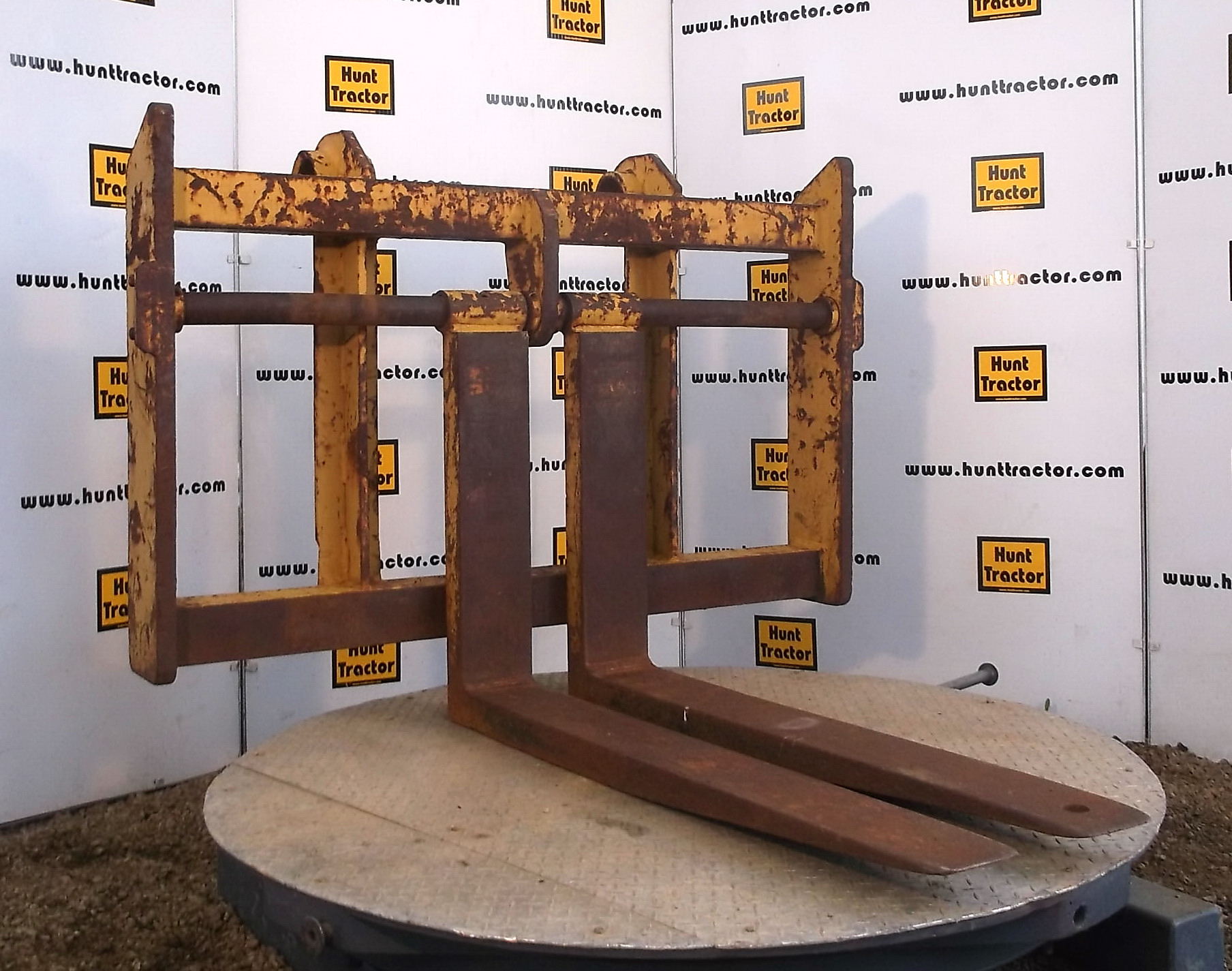 Used 48" Balderson / CAT VCE Lugging Forks For Sale