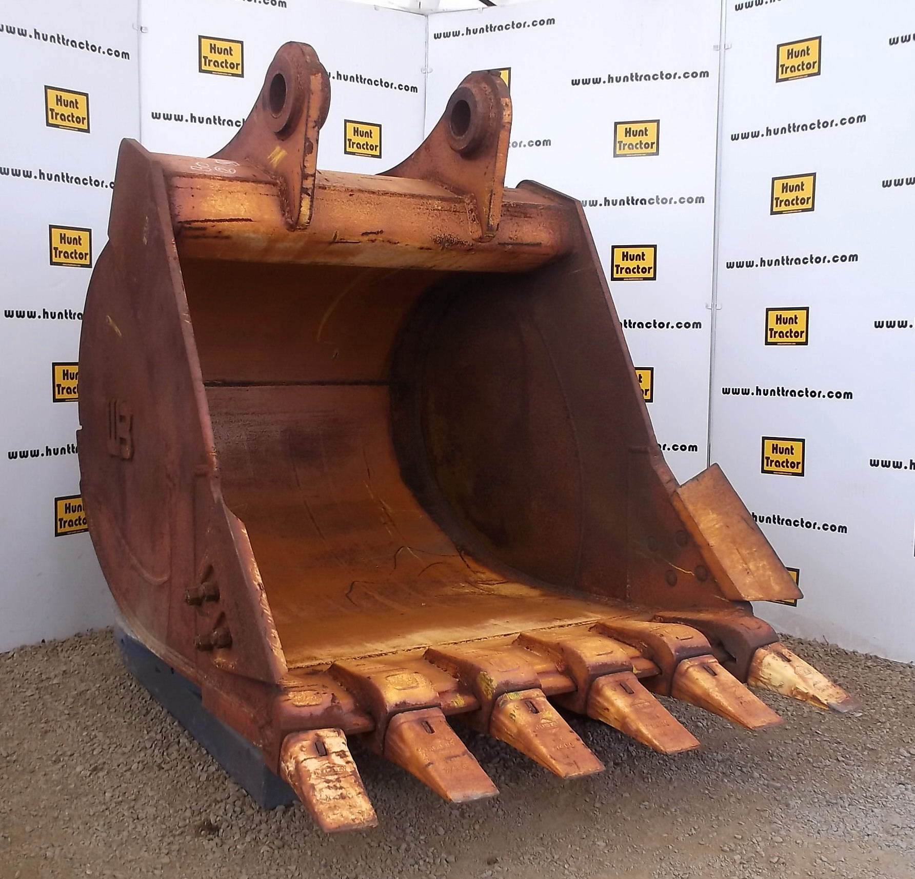 New 54" Kobelco SK400LC Mark IV PinOn Excavator Bucket For Sale