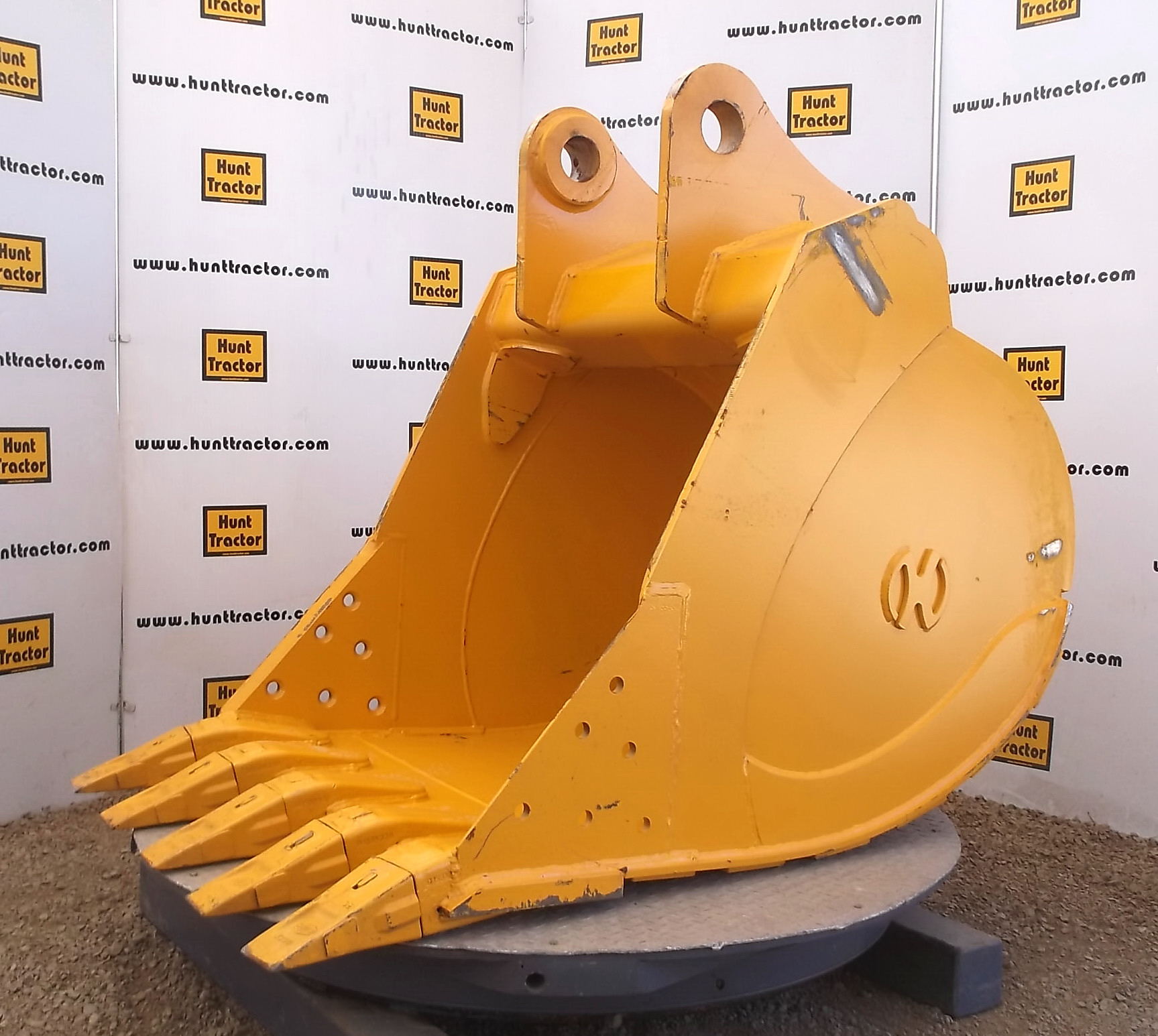 Хендай r250lc 7