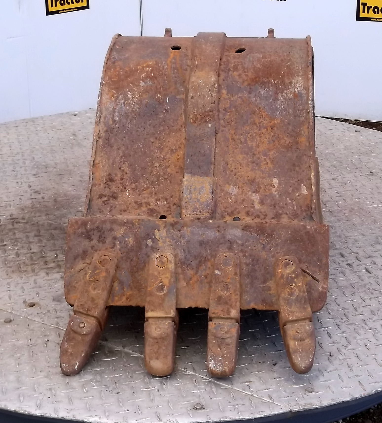 Used 18" Bobcat E35 Bobcat XChange Class III MiniExcavator Bucket