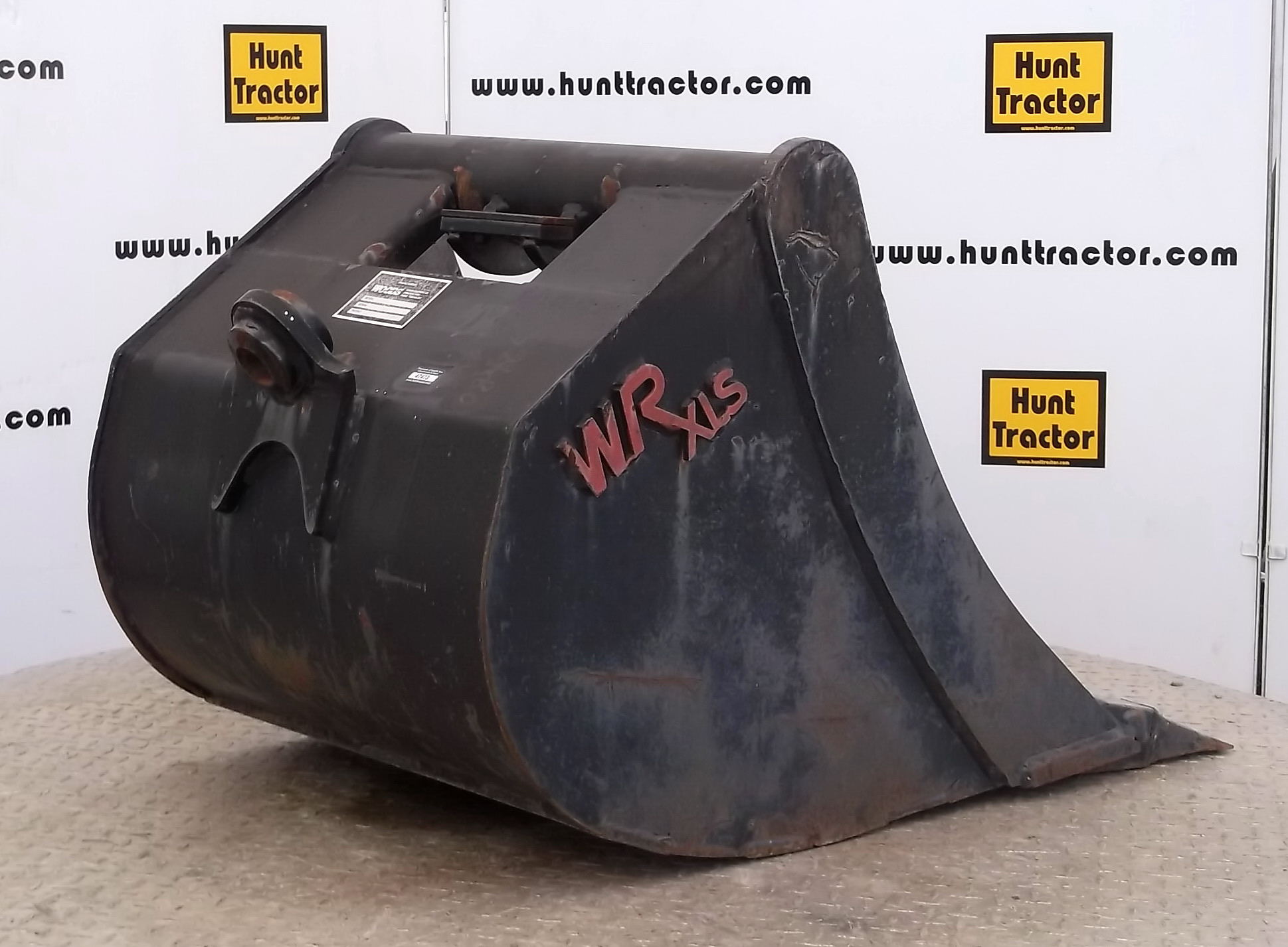 New 24" 1/8 Yd WainRoy XLS MiniExcavator Bucket For Sale