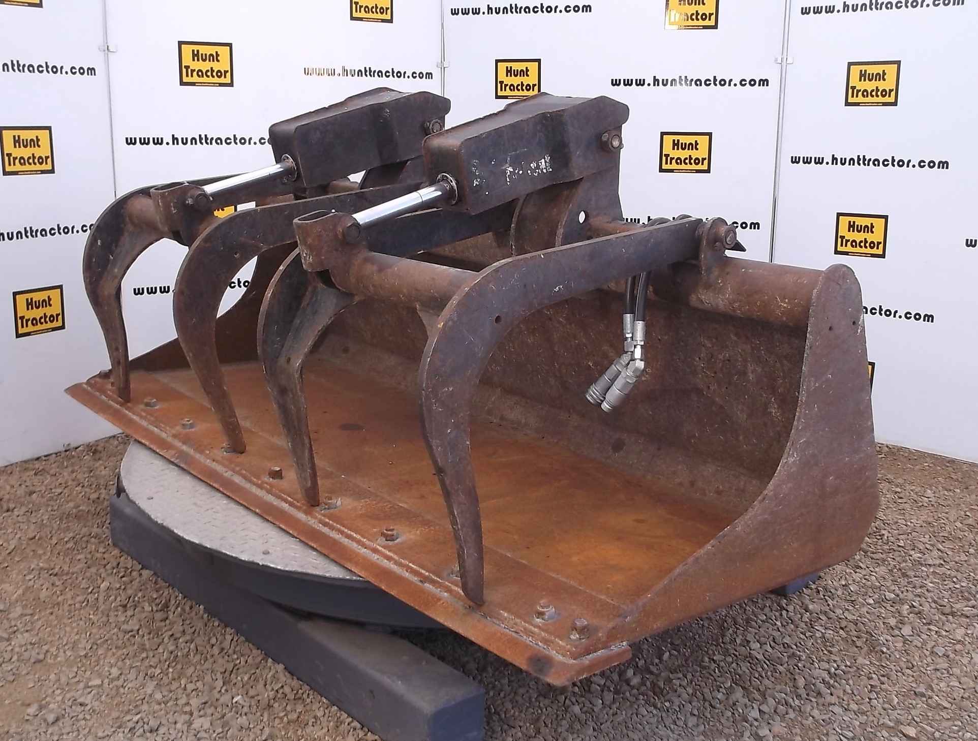 Used 73" Universal Skid Steer Grapple Loader Bucket For Sale