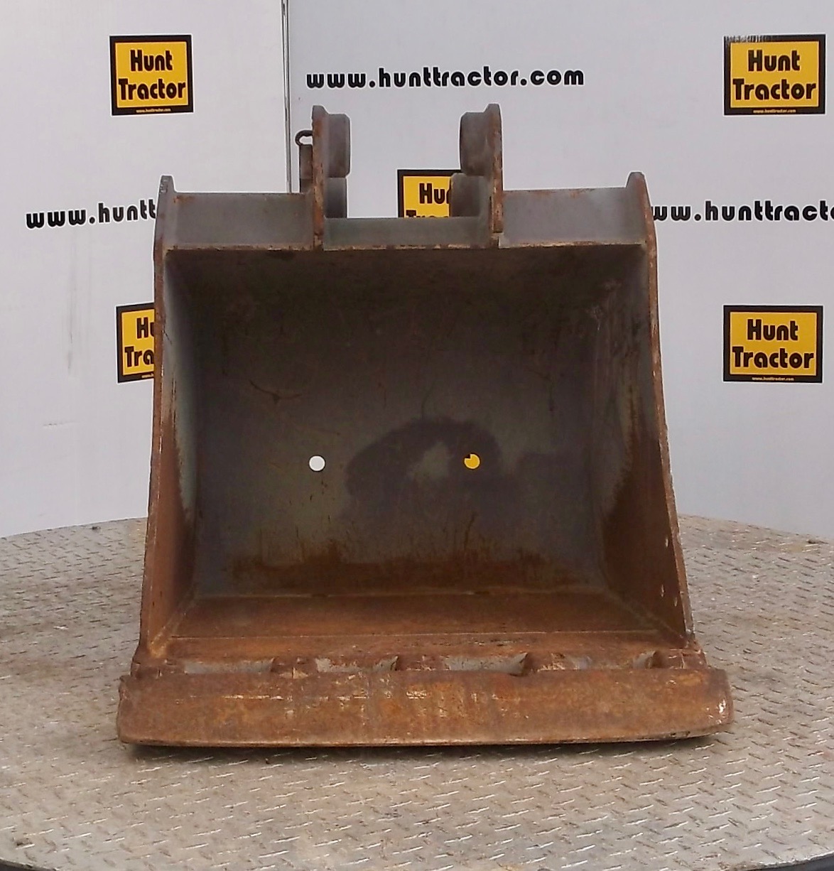 Used 24" Volvo EC35 PinOn MiniExcavator Bucket For Sale