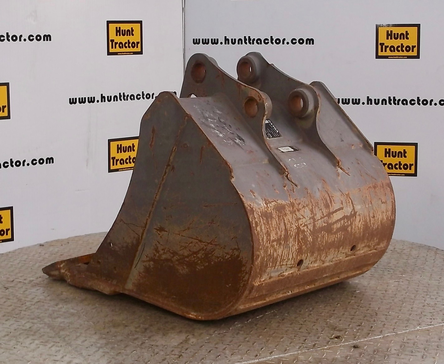 Used 24" Volvo EC35 PinOn MiniExcavator Bucket For Sale