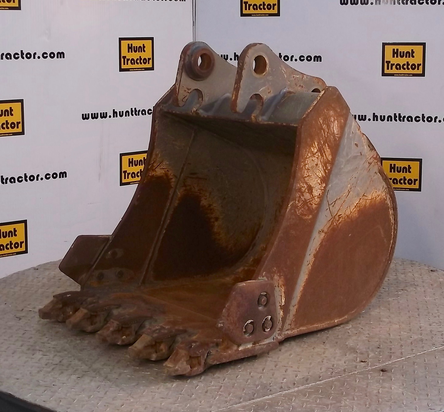 Used 24" Volvo EC55B PinOn MiniExcavator Bucket For Sale