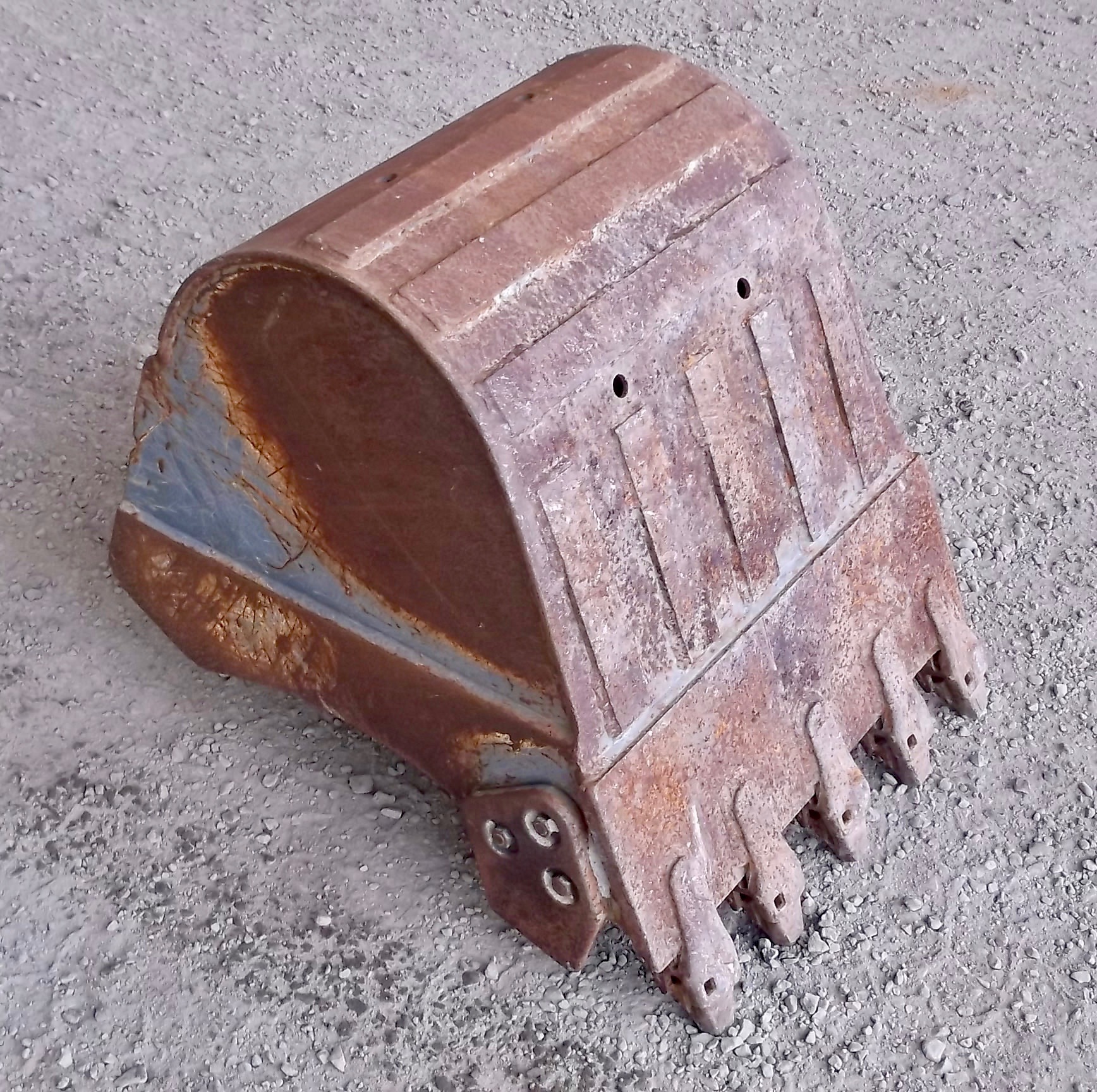 Used 24" Volvo EC55B PinOn MiniExcavator Bucket For Sale