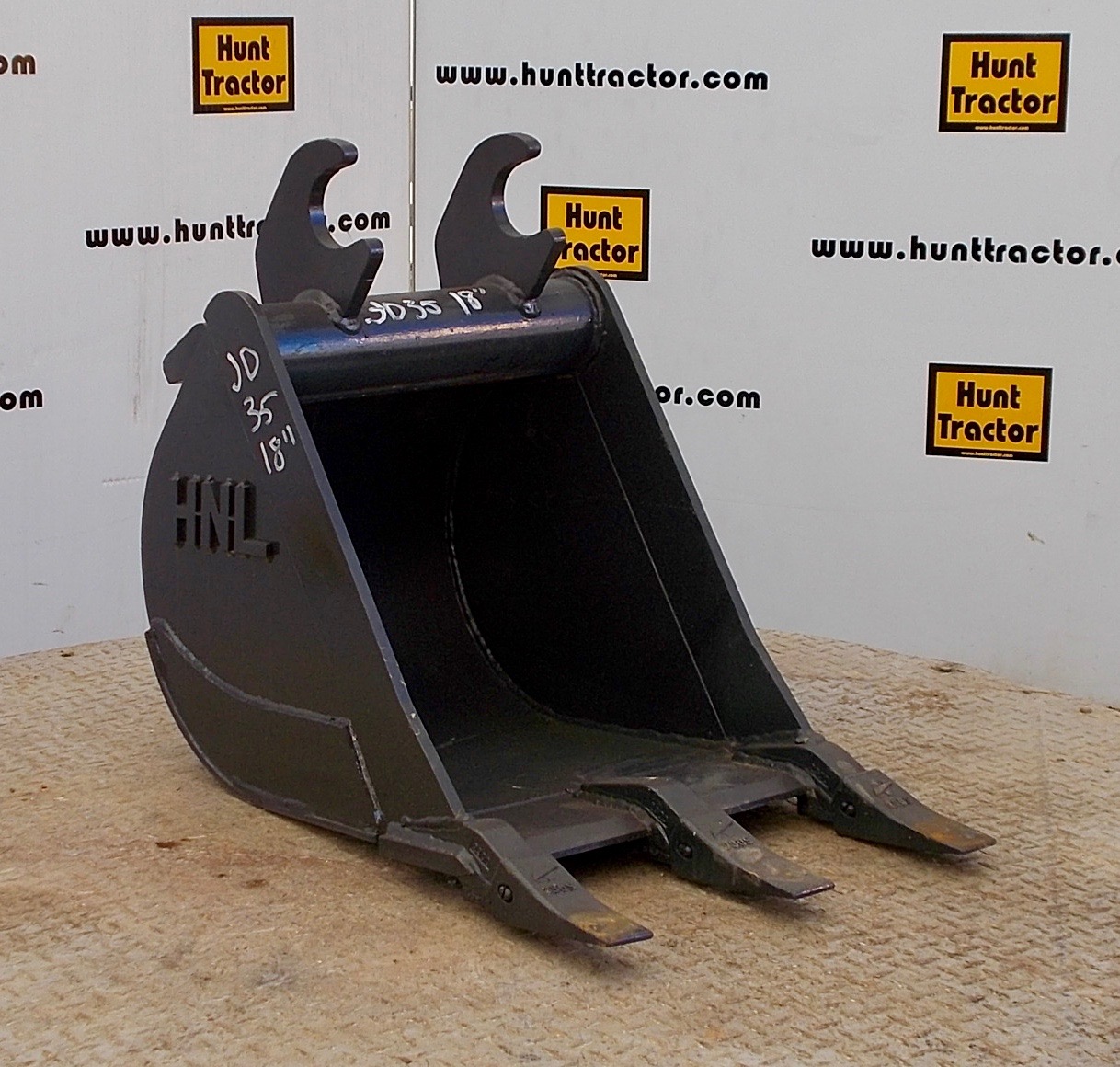 New 18" John Deere 27C ZTS John Deere Wedge MiniExcavator Bucket For Sale