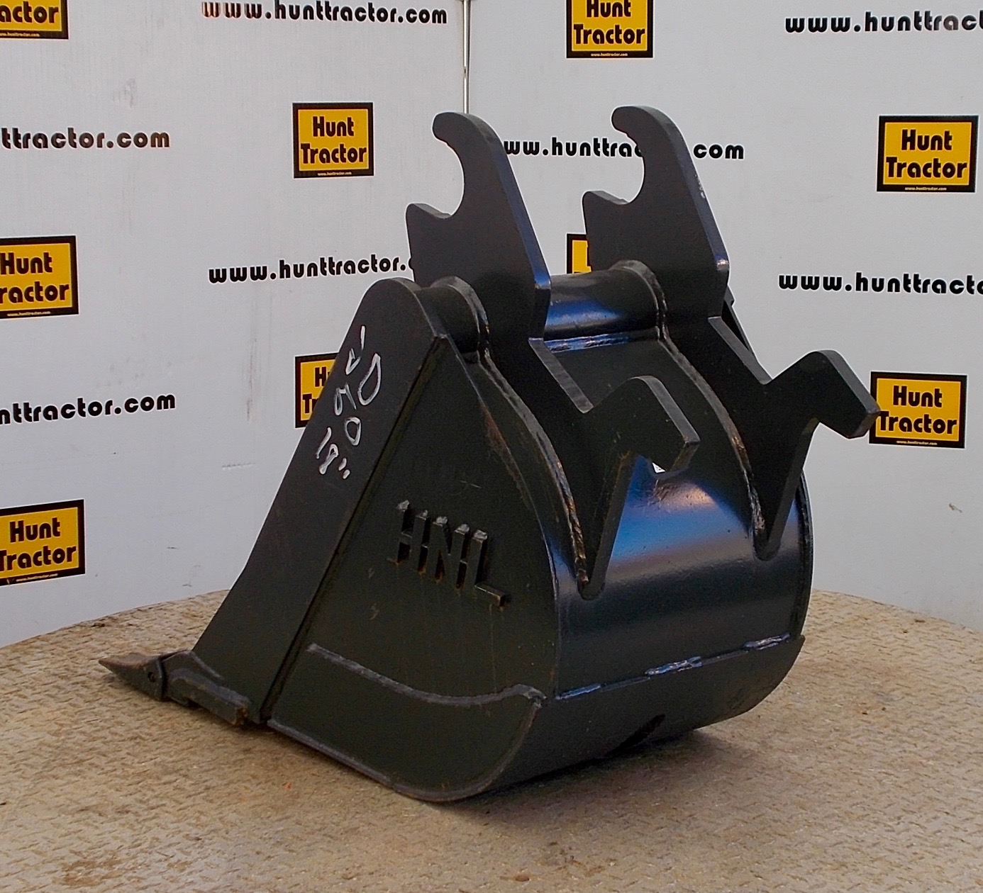 New 18" John Deere 50 ZTS John Deere Wedge MiniExcavator Bucket For Sale