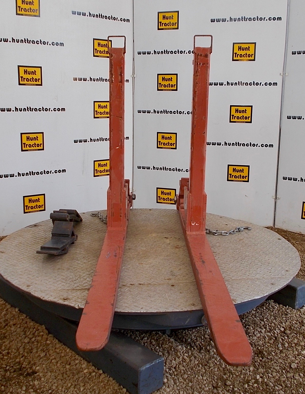 Used 6,000 lb 41 Bucket Forks For Sale