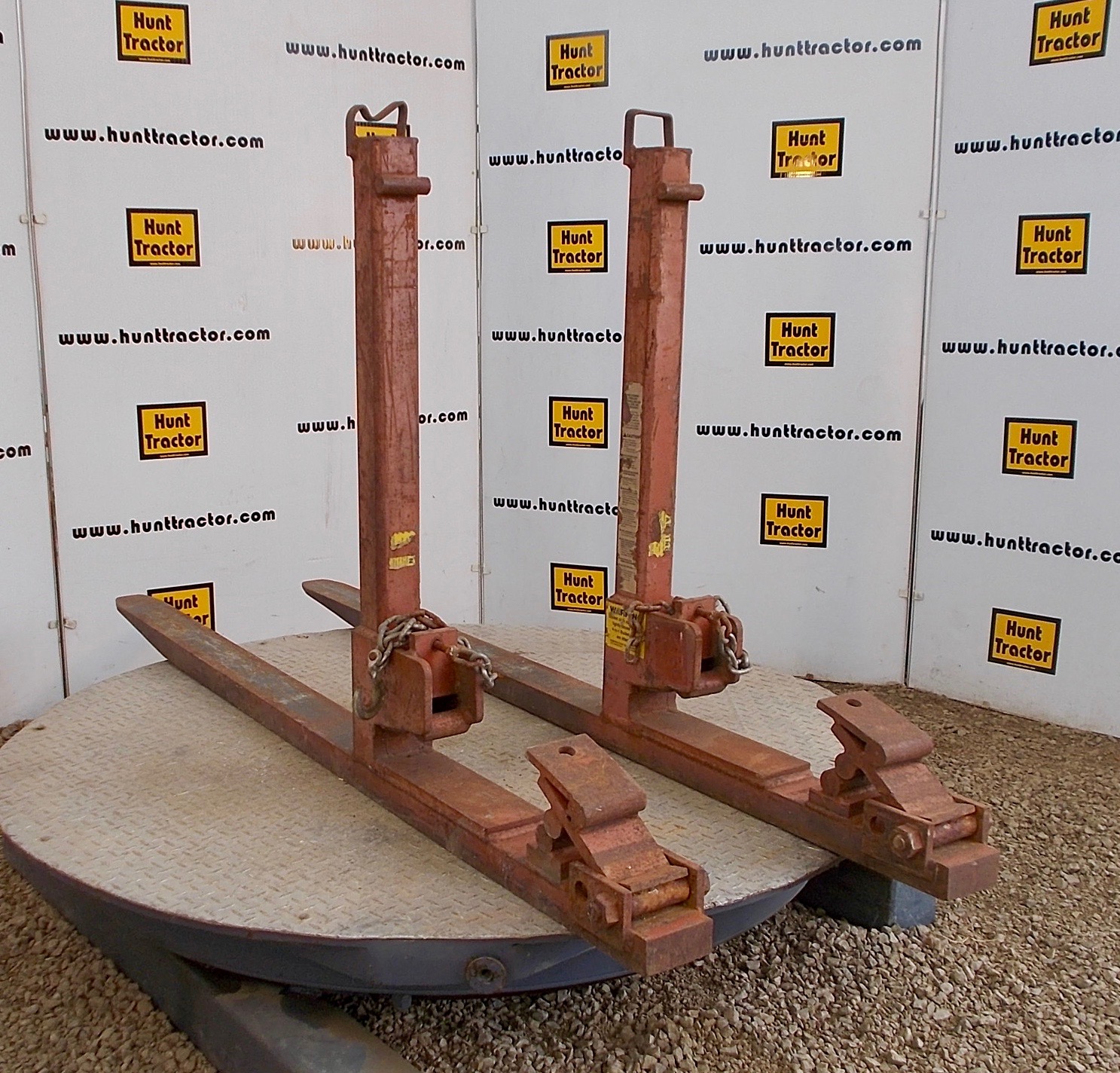 Used 6,000 lb 41 Bucket Forks For Sale