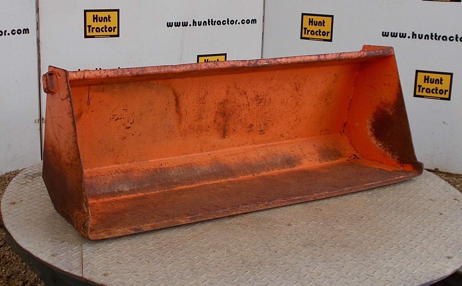 Used 50" Kubota . PinOn General Purpose Loader Bucket For Sale