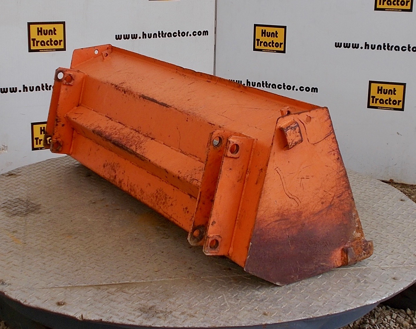 Used 50" Kubota . PinOn General Purpose Loader Bucket For Sale