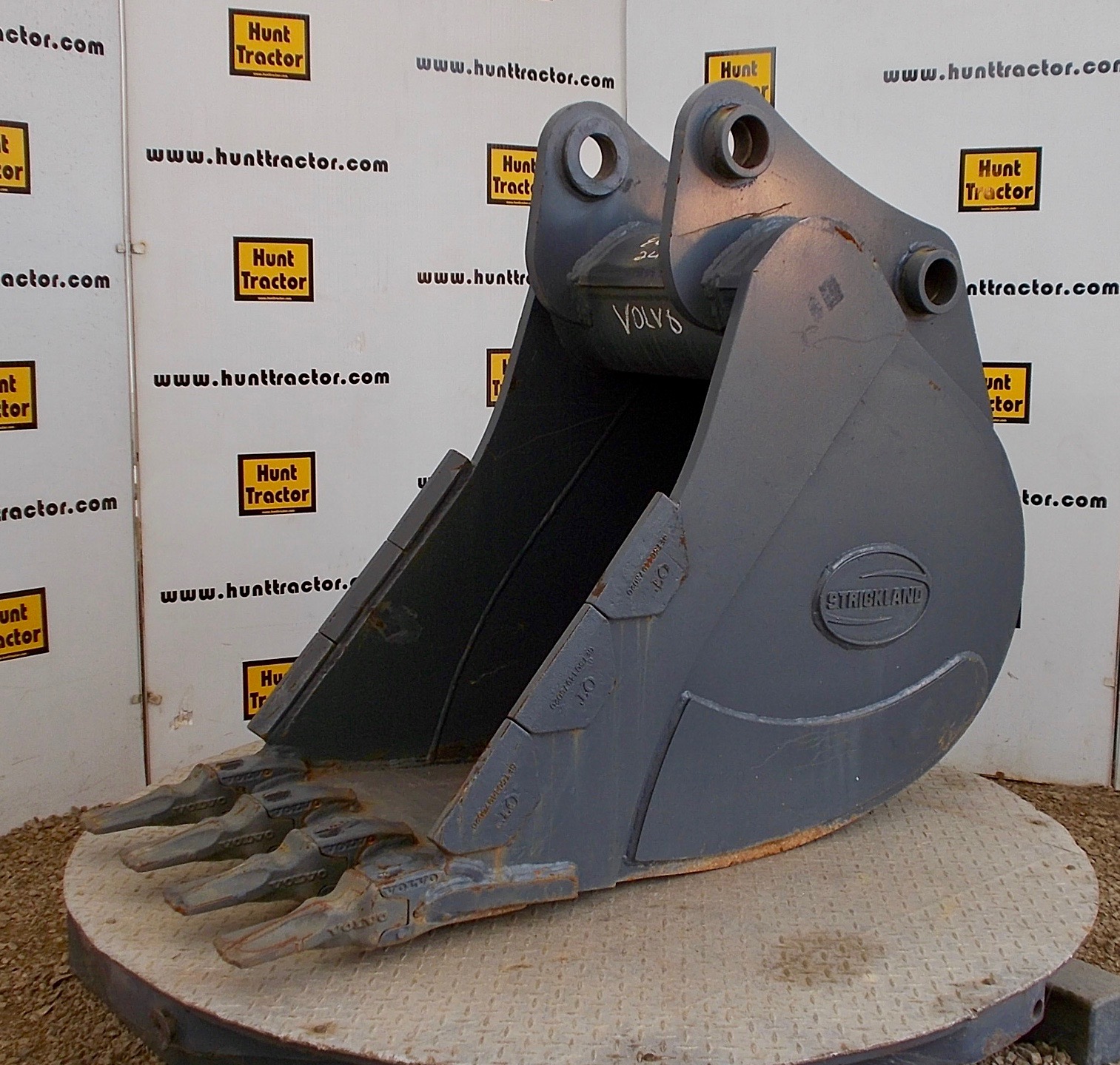 excavator buckets for sale