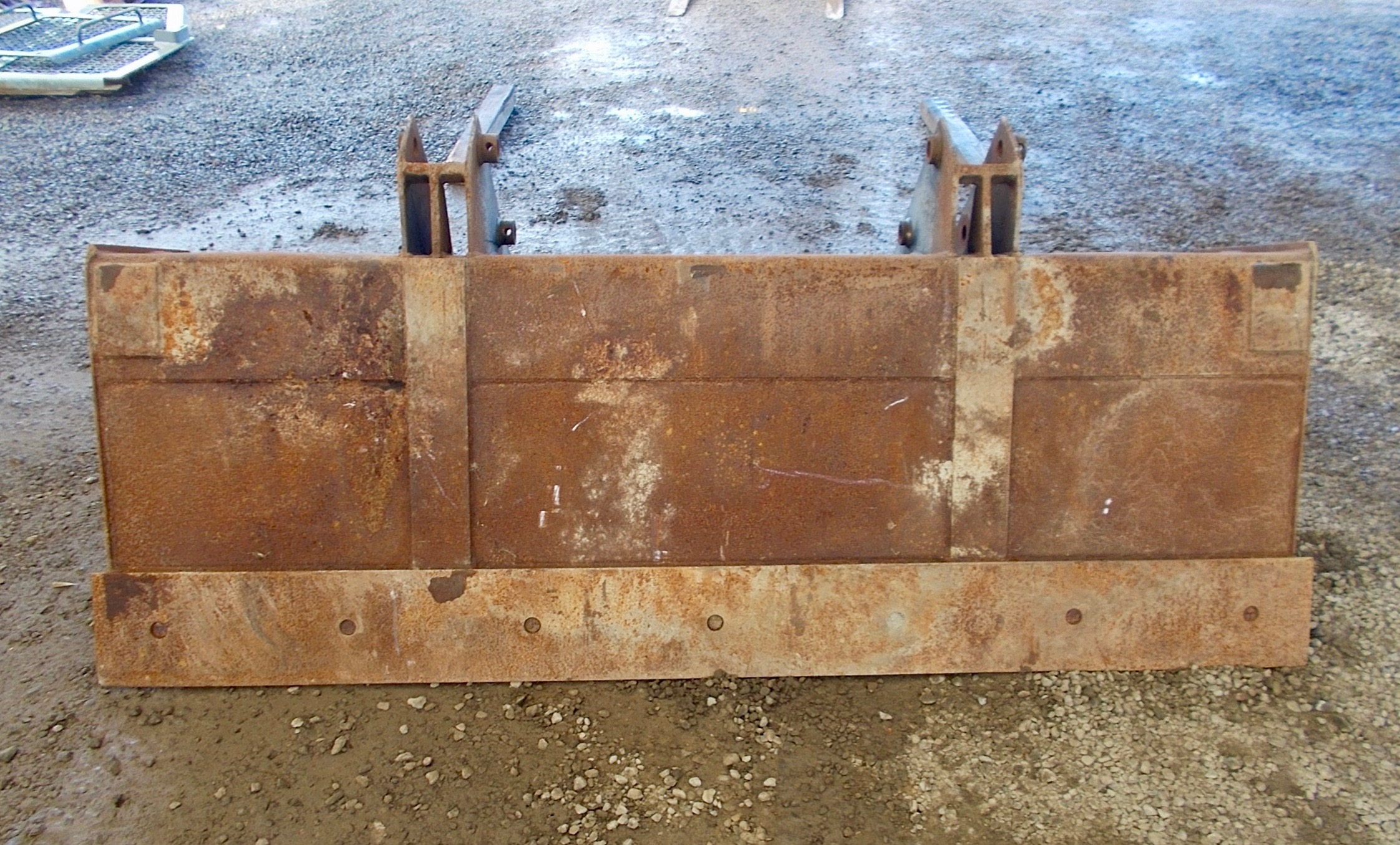 Used 84" New Holland . PinOn General Purpose Loader Bucket For Sale