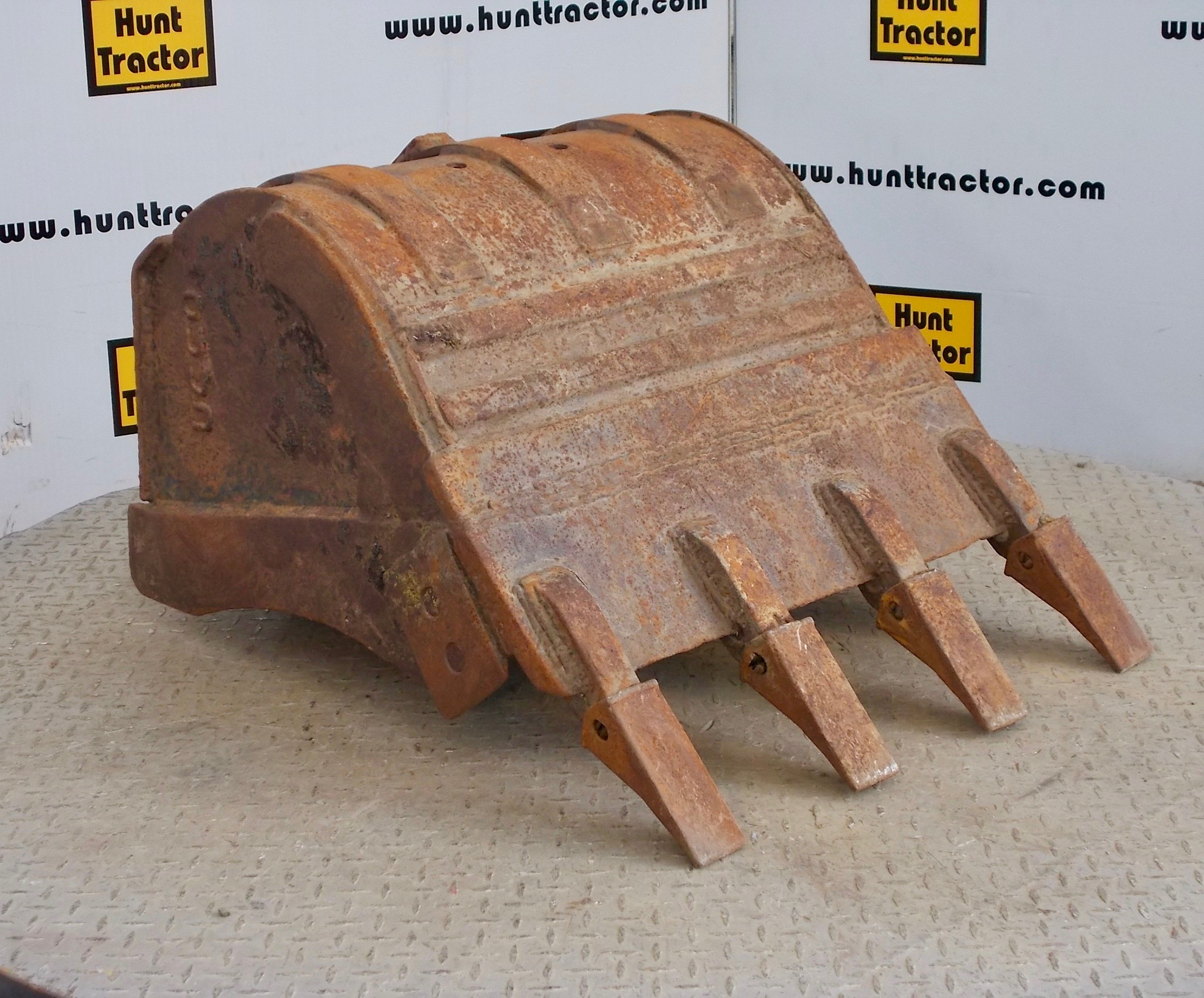 Used 24" Bobcat 334 Bobcat XChange Class III MiniExcavator Bucket