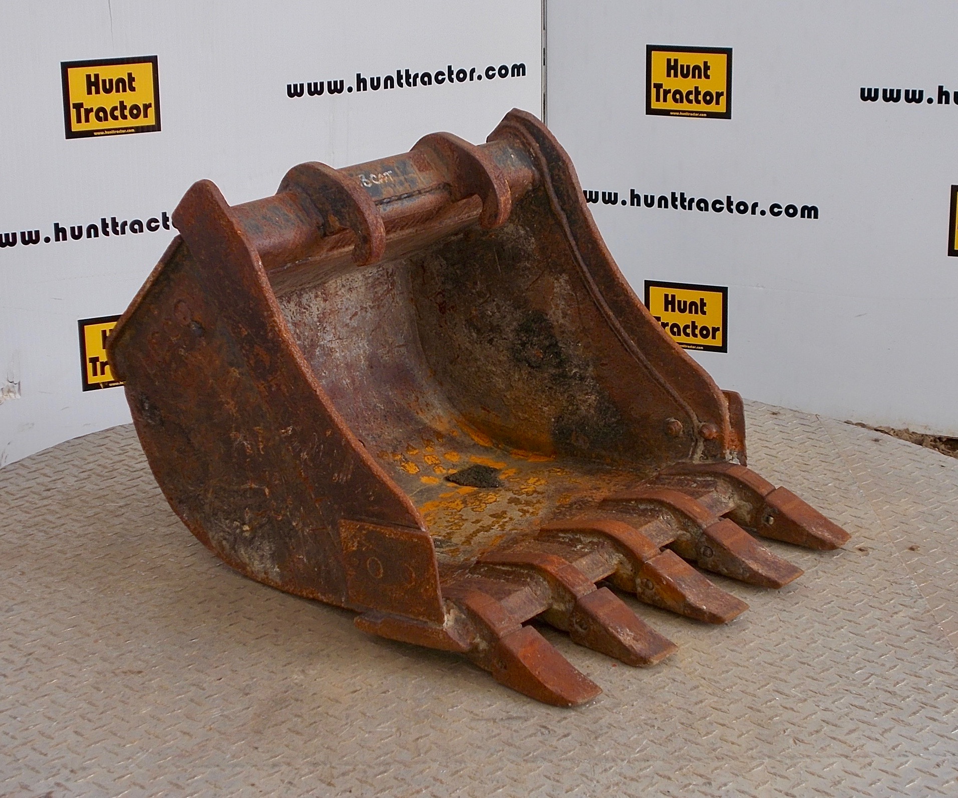 Used 24" Class III Bobcat XChange MiniExcavator Bucket