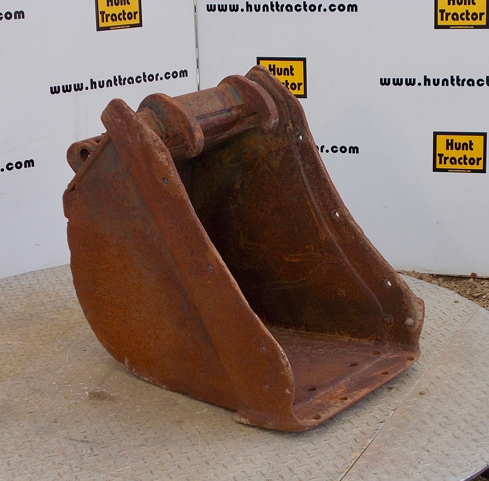 Used 18" Bobcat E50 Bobcat XChange Class IV MiniExcavator Bucket