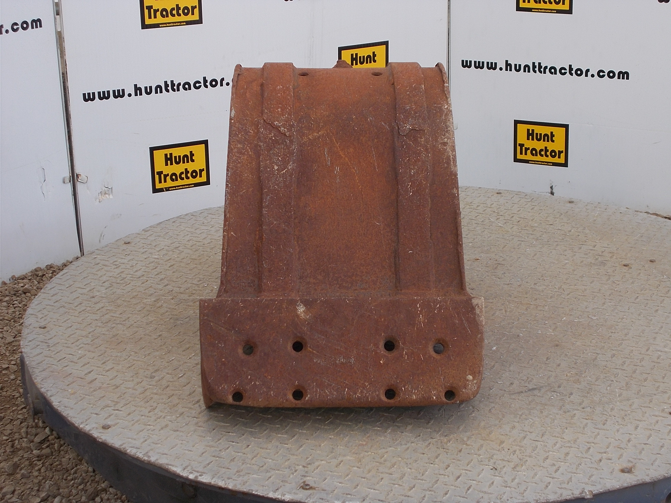 Used 18" Bobcat E50 Bobcat XChange Class IV MiniExcavator Bucket