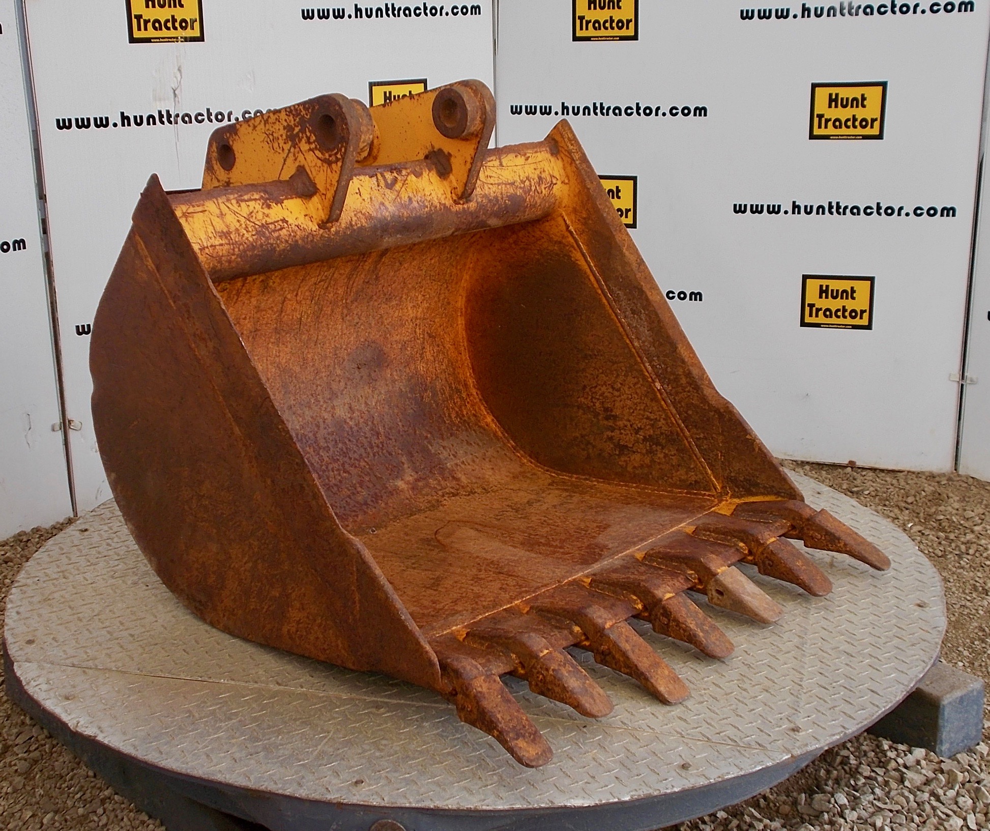 John Deere 310 Backhoe Buckets For Sale