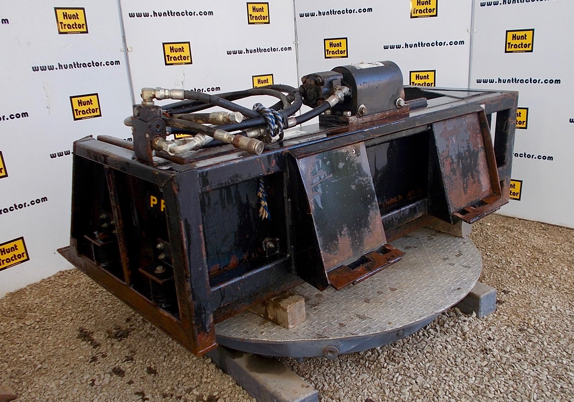 Used 77" Padding / Screening / Skeleton Bucket for Skid Steer For Sale