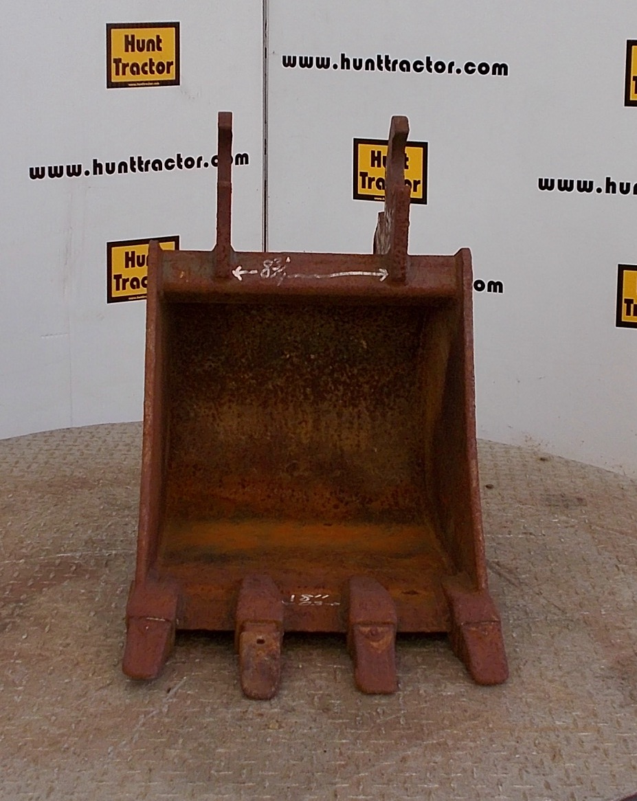 Used 18" U35 Kubota Wedge MiniExcavator Bucket For Sale