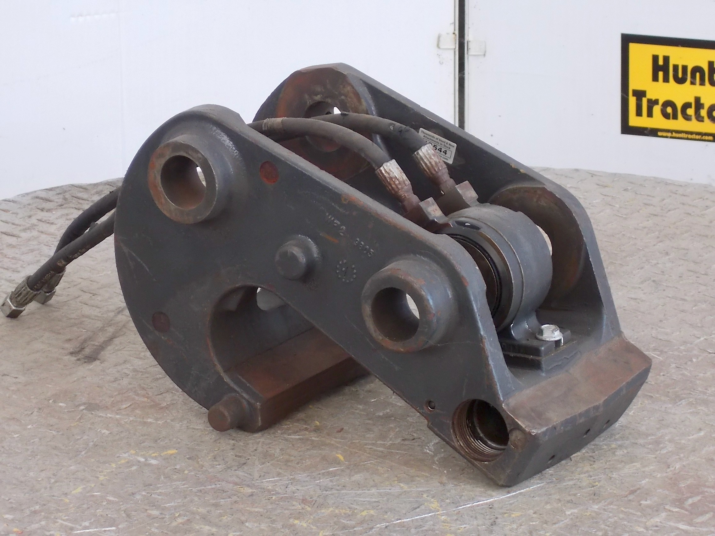 Used E55 Hydraulic Bobcat XChange Quick Change For Sale