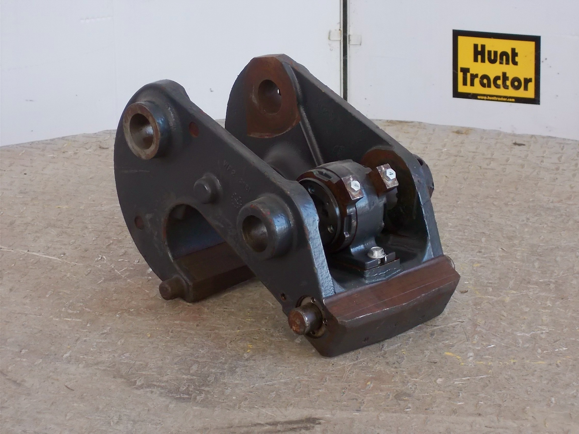 Used E55 Hydraulic Bobcat XChange Quick Change For Sale